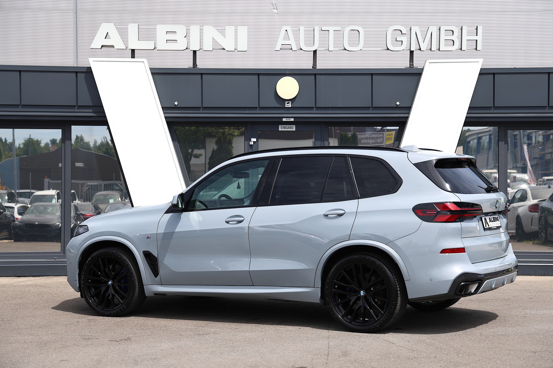 BMW X5 xDrive 48V 40d M Sport Pro *VOLLAUSSTATTUNG* *CH-FZ* *B&W Sound* *Carbon* Steptronic-image-4