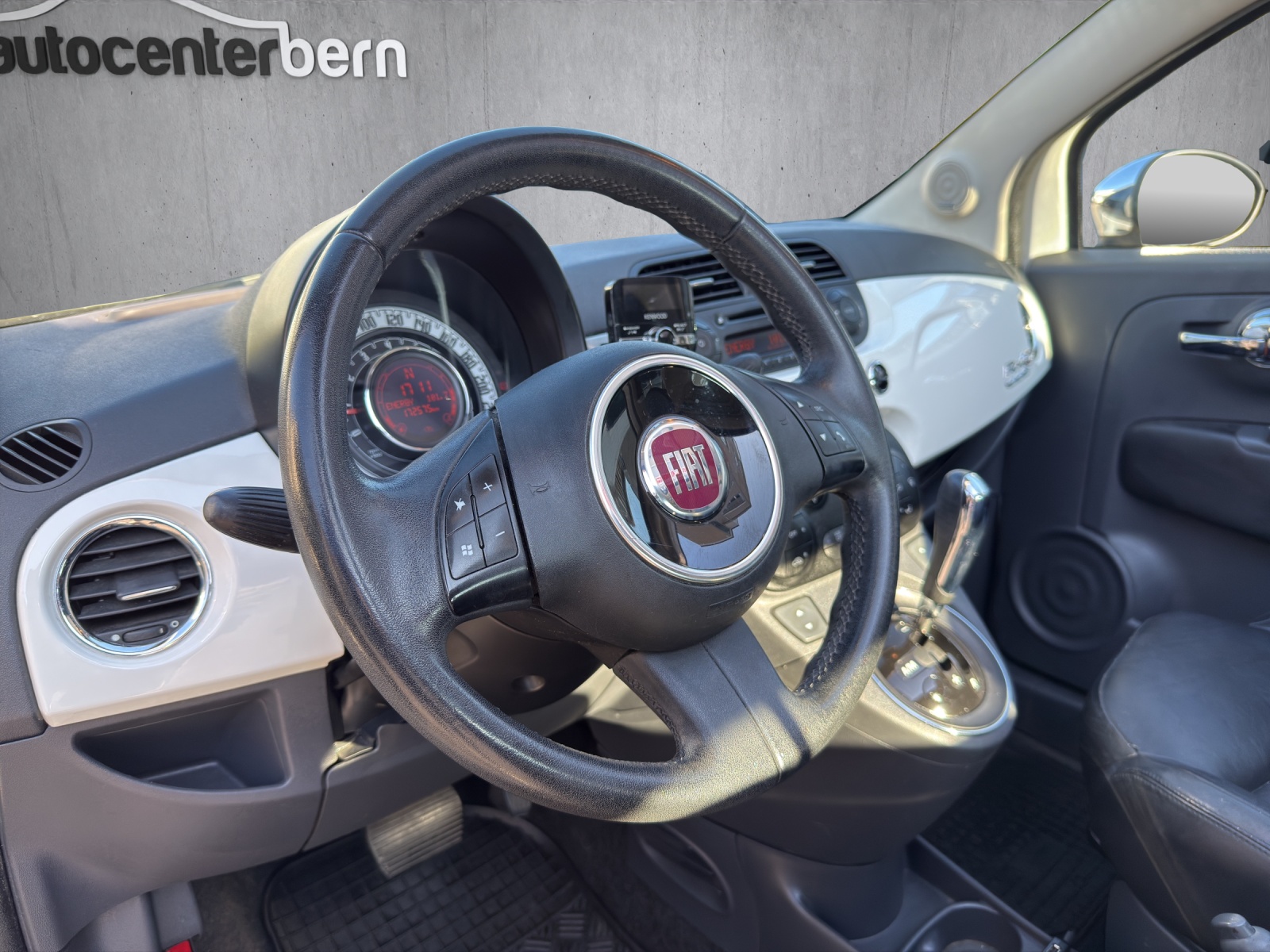 FIAT 500C 1.4 16V Pop Dualogic-image-9