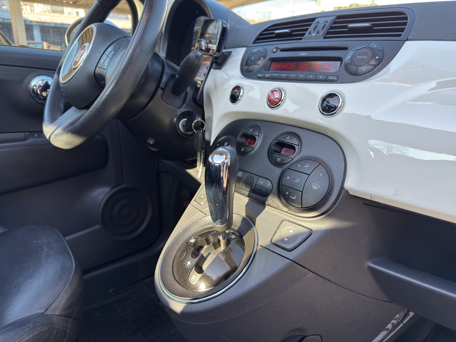 FIAT 500C 1.4 16V Pop Dualogic-image-12