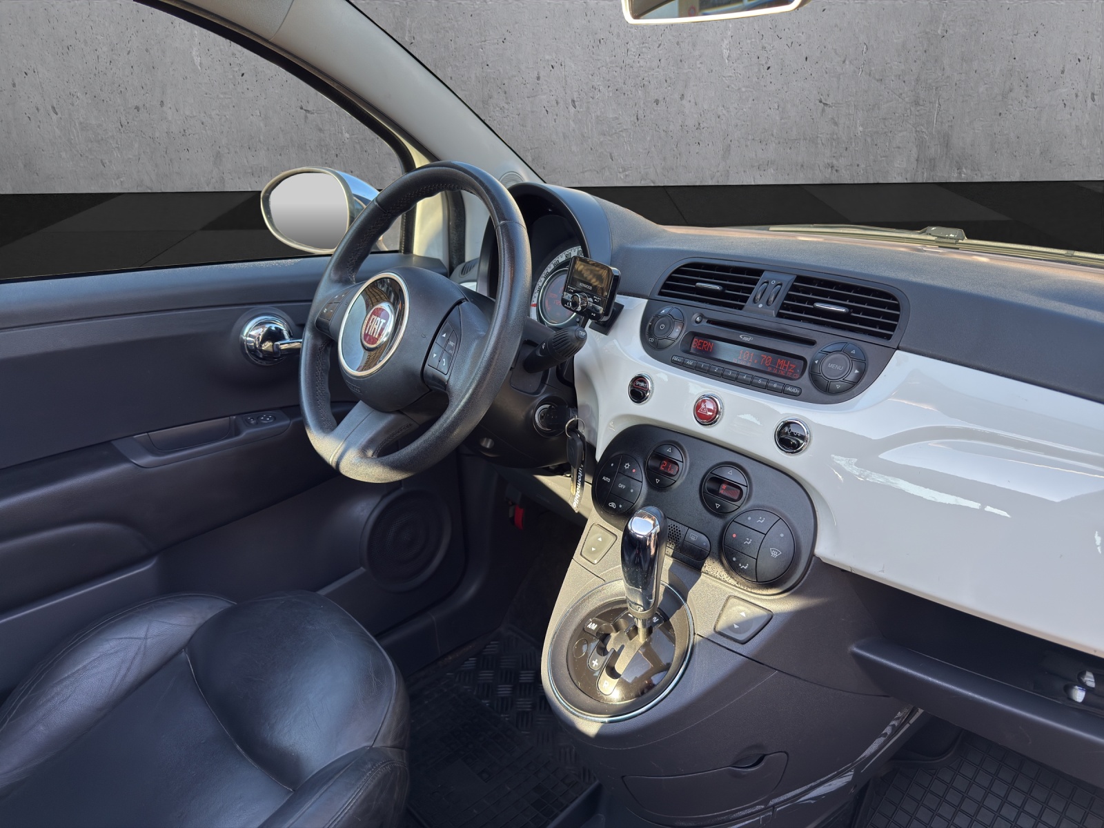 FIAT 500C 1.4 16V Pop Dualogic-image-10