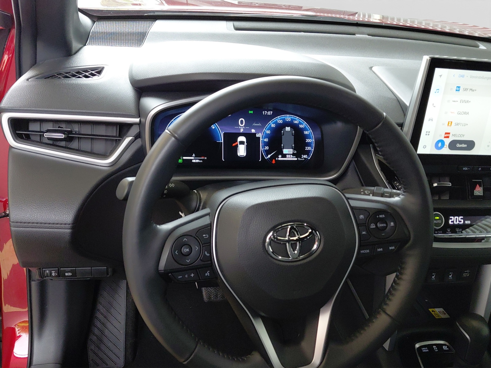 TOYOTA Corolla Cross 2.0 HSD Trend AWD-i-image-9