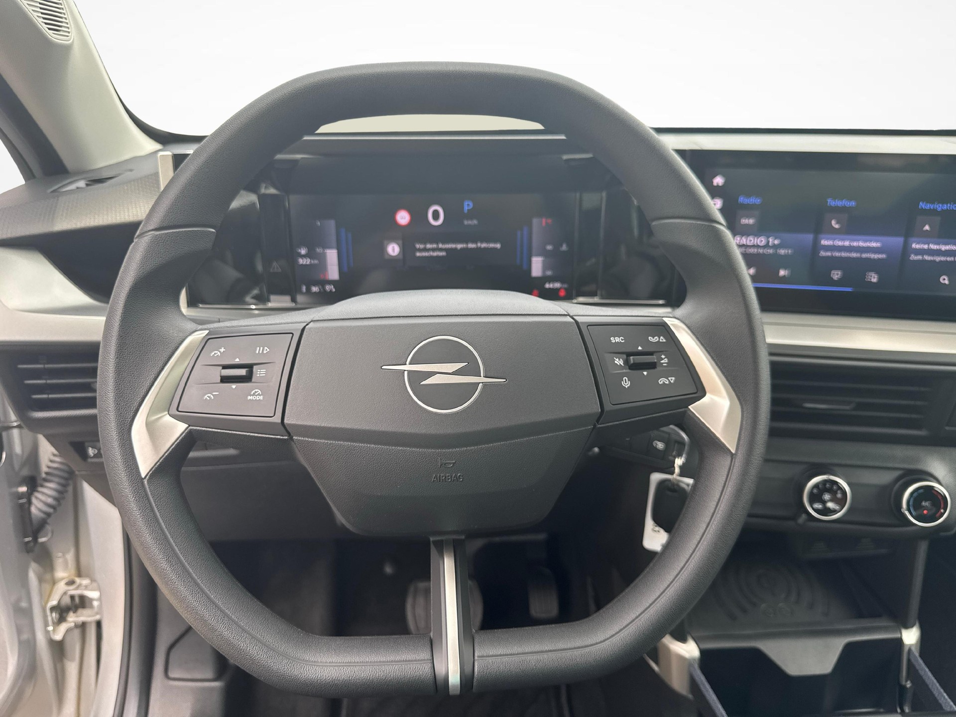 OPEL Frontera 1.2 T HEV 145 Edition-image-13