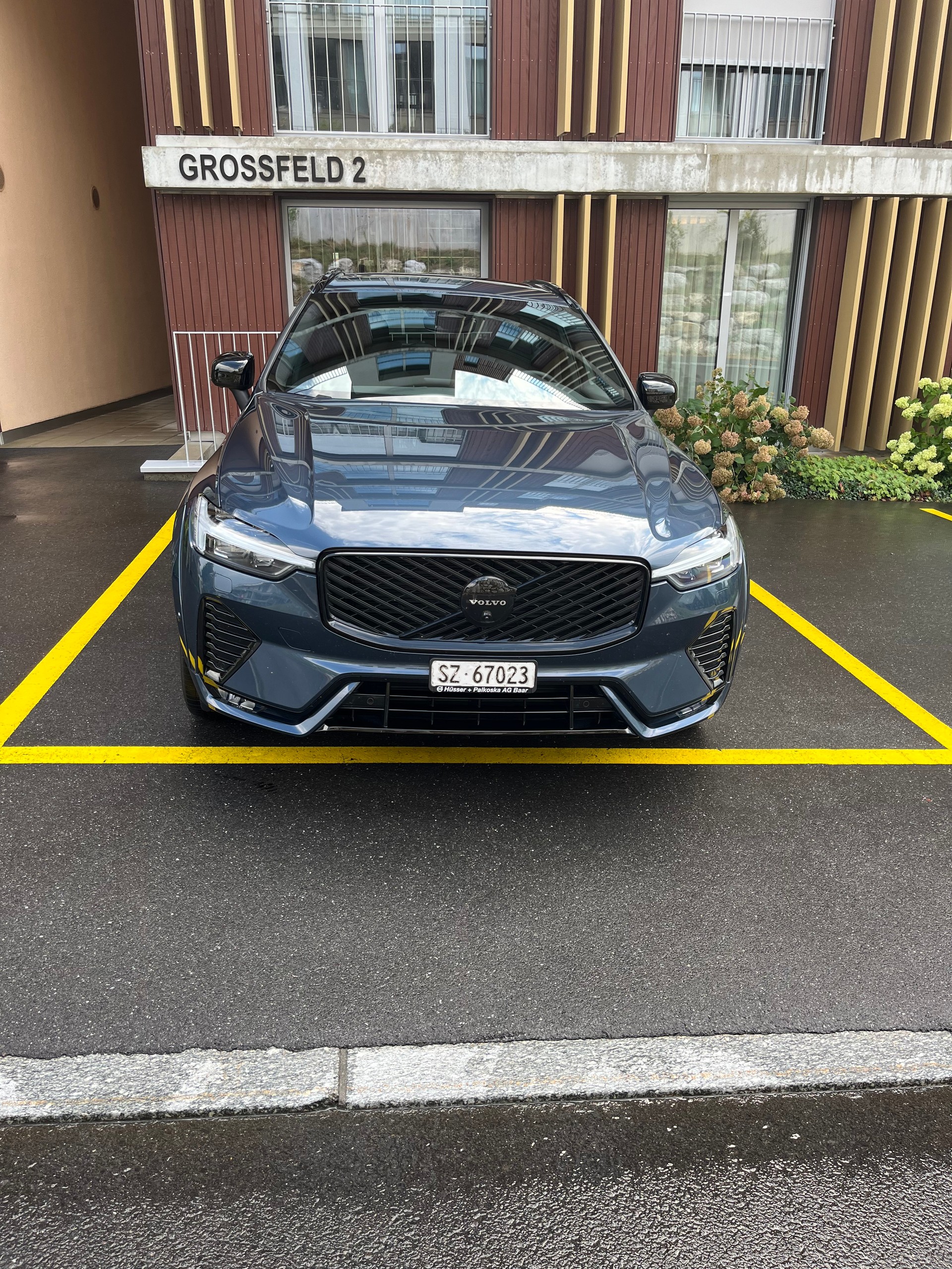 VOLVO 2.0 B5 MH Black Edition AWD (0% Zins Leasingübernahme)-image-1