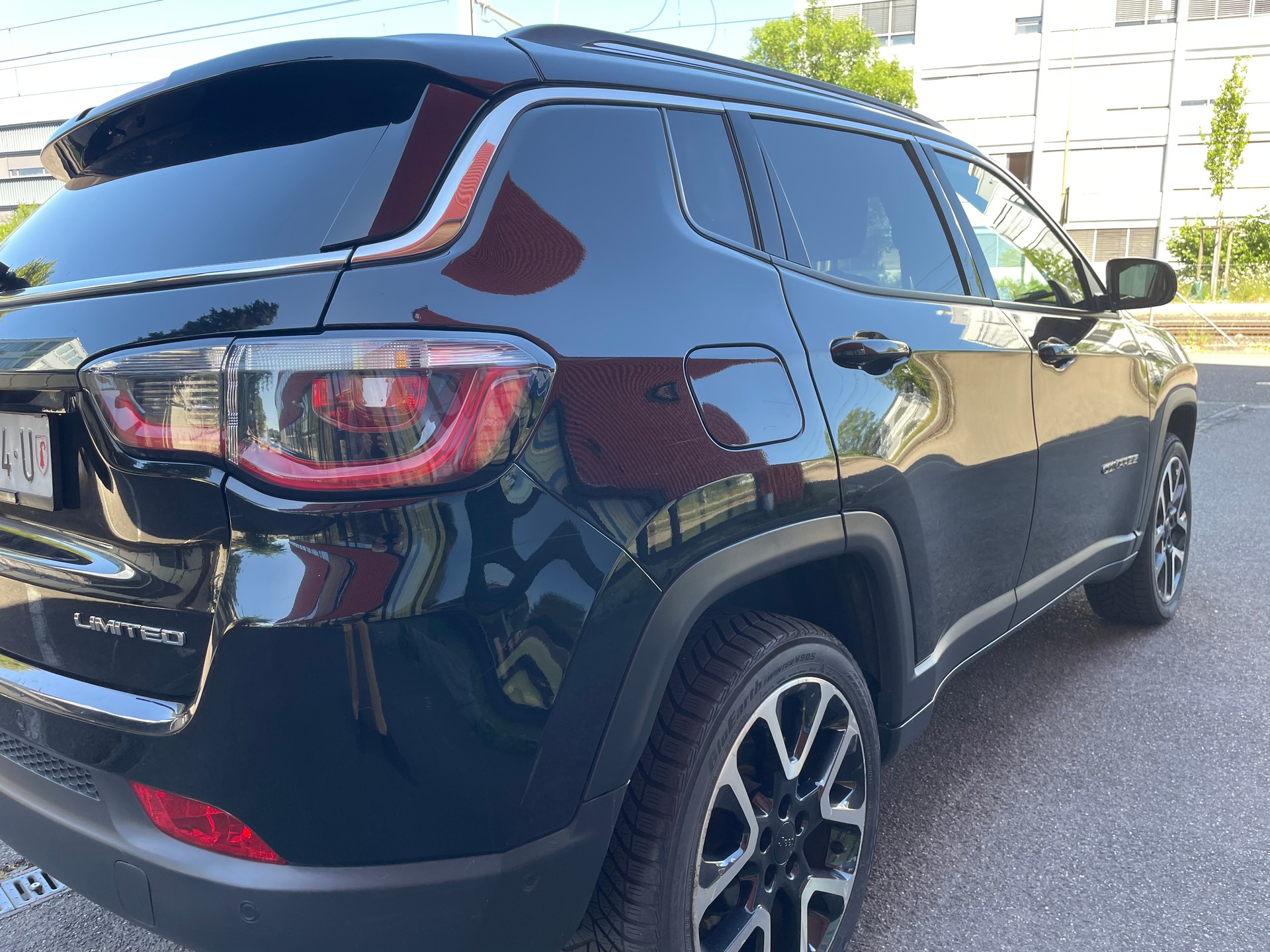 JEEP Compass 1.4 Turbo Limited AWD 9ATX-image-6