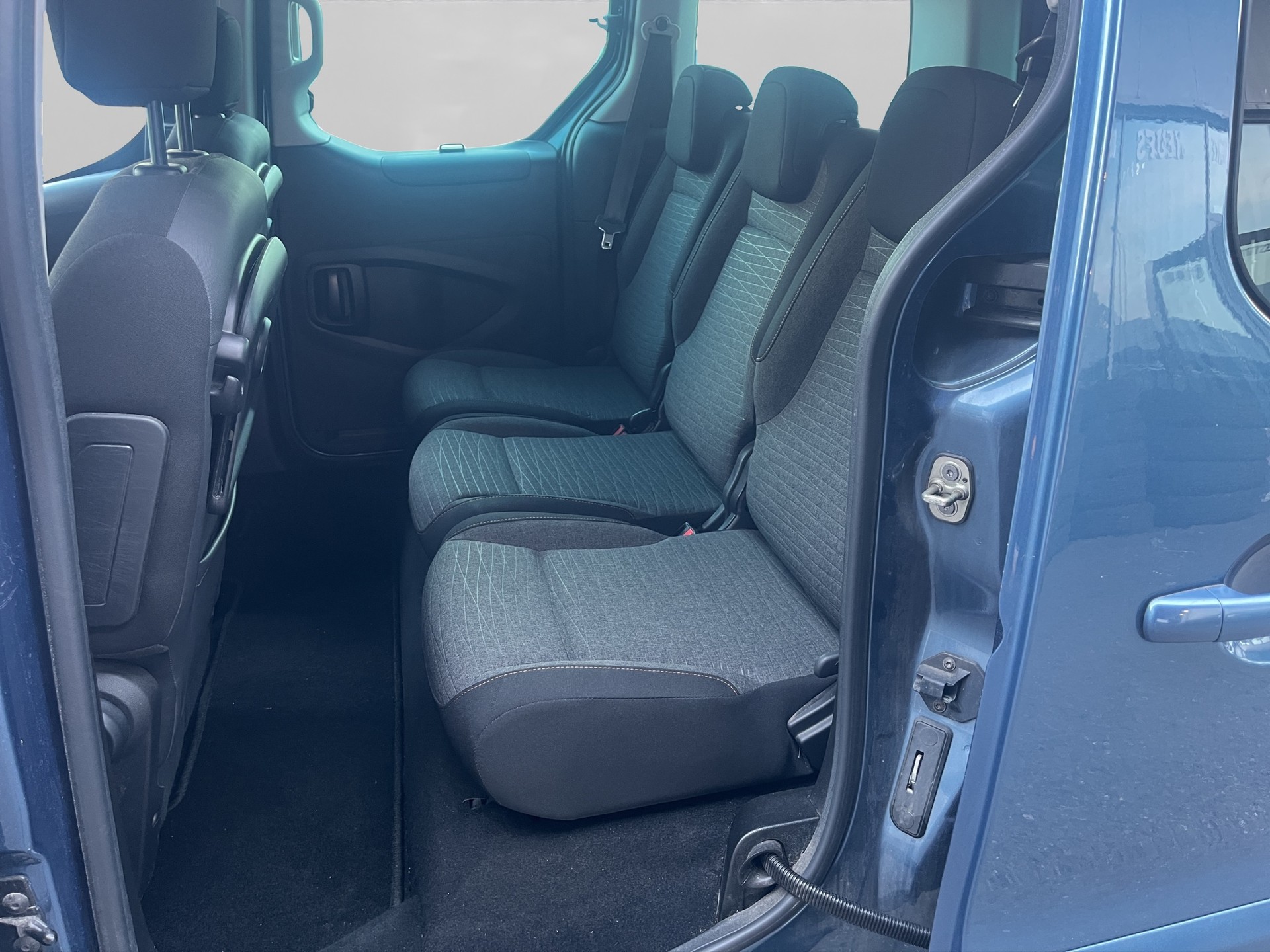 CITROEN Berlingo 1.6 BlueHDi Feel ETG6-image-7