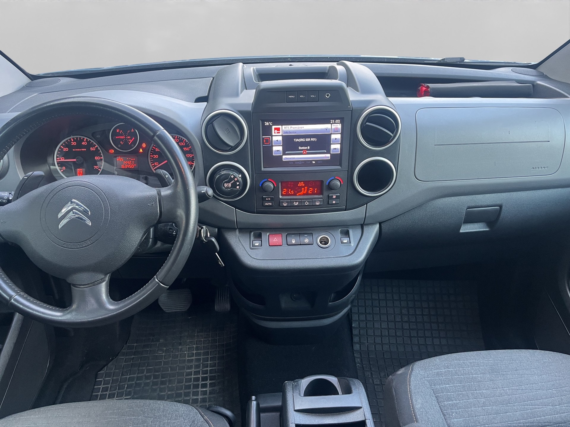 CITROEN Berlingo 1.6 BlueHDi Feel ETG6-image-9