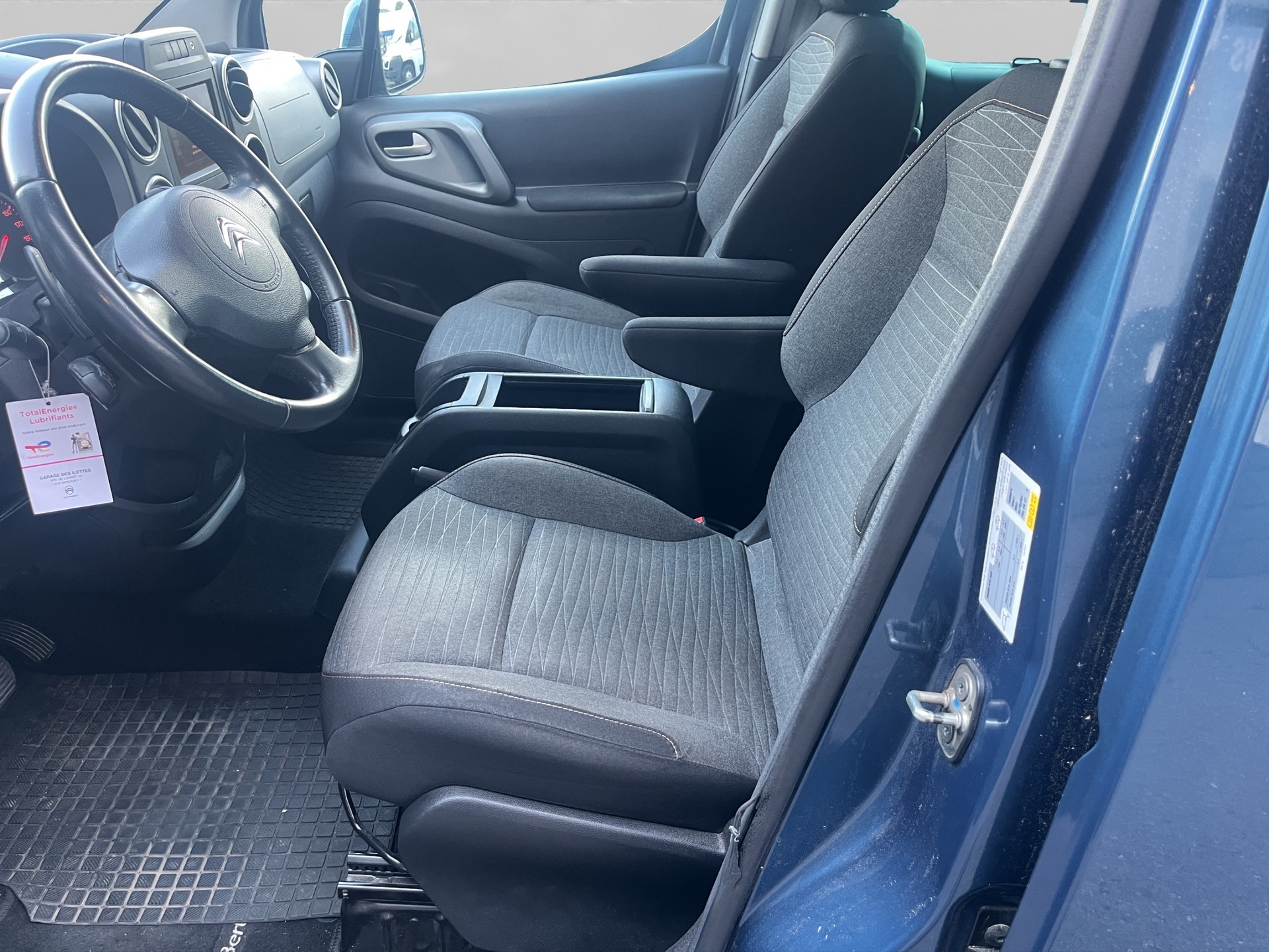 CITROEN Berlingo 1.6 BlueHDi Feel ETG6-image-8