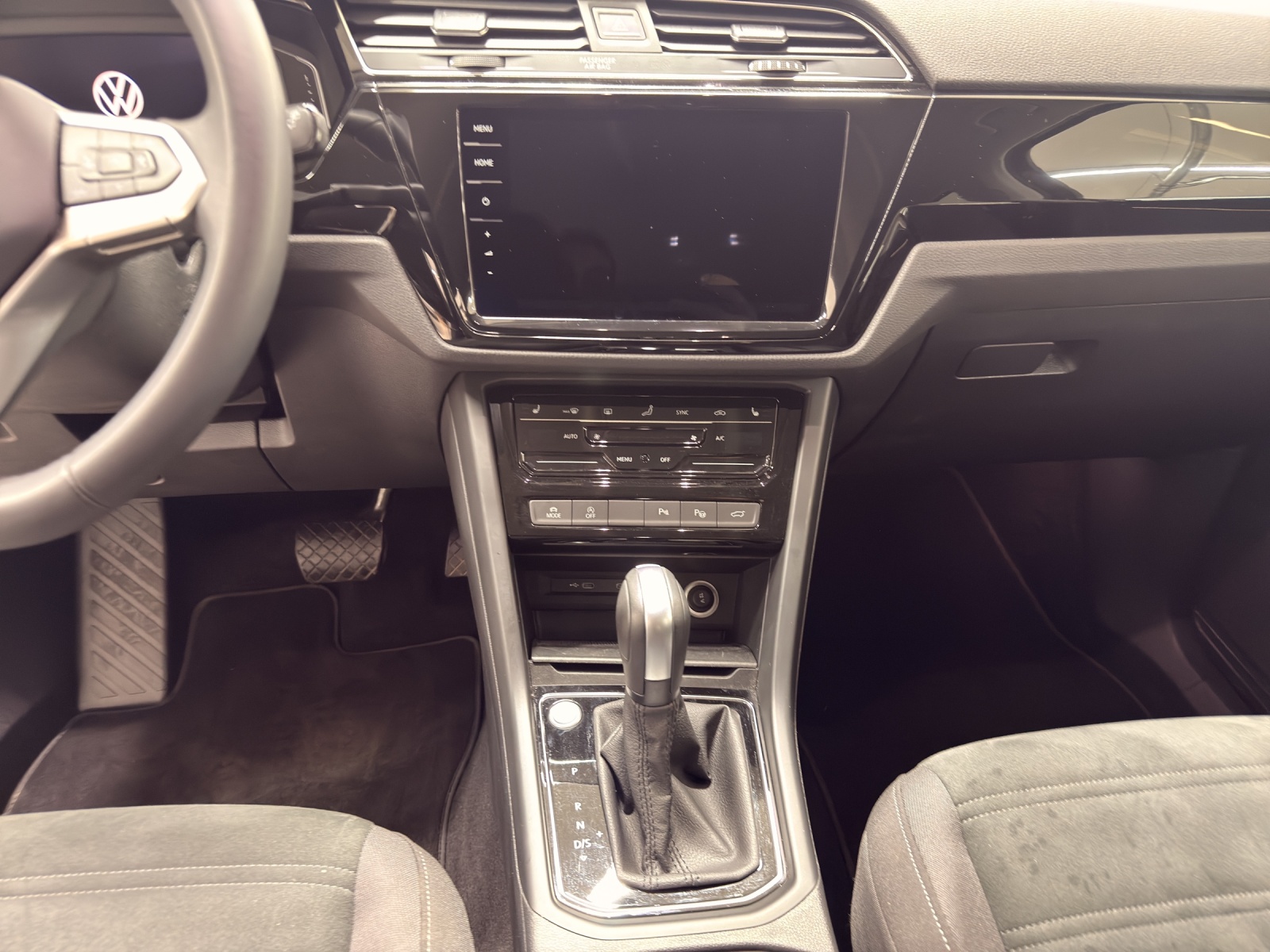 VW Touran 1.5 TSI EVO Highline DSG-image-10