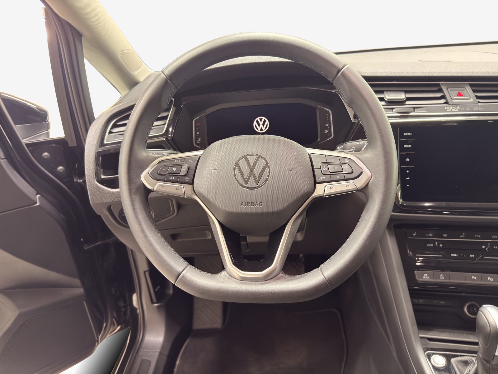 VW Touran 1.5 TSI EVO Highline DSG-image-9