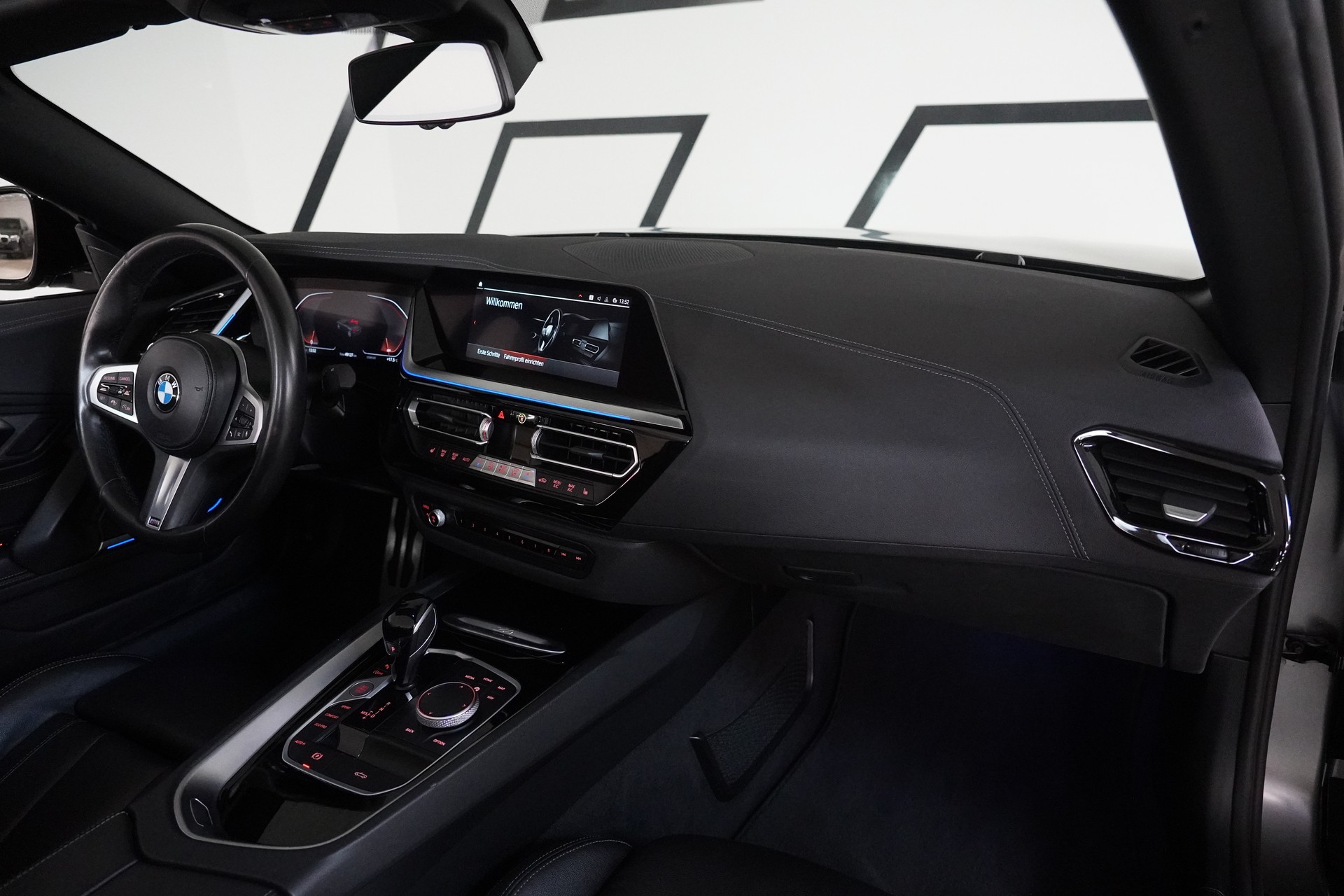 BMW Z4 sDrive 20i M Sport Steptronic-image-23