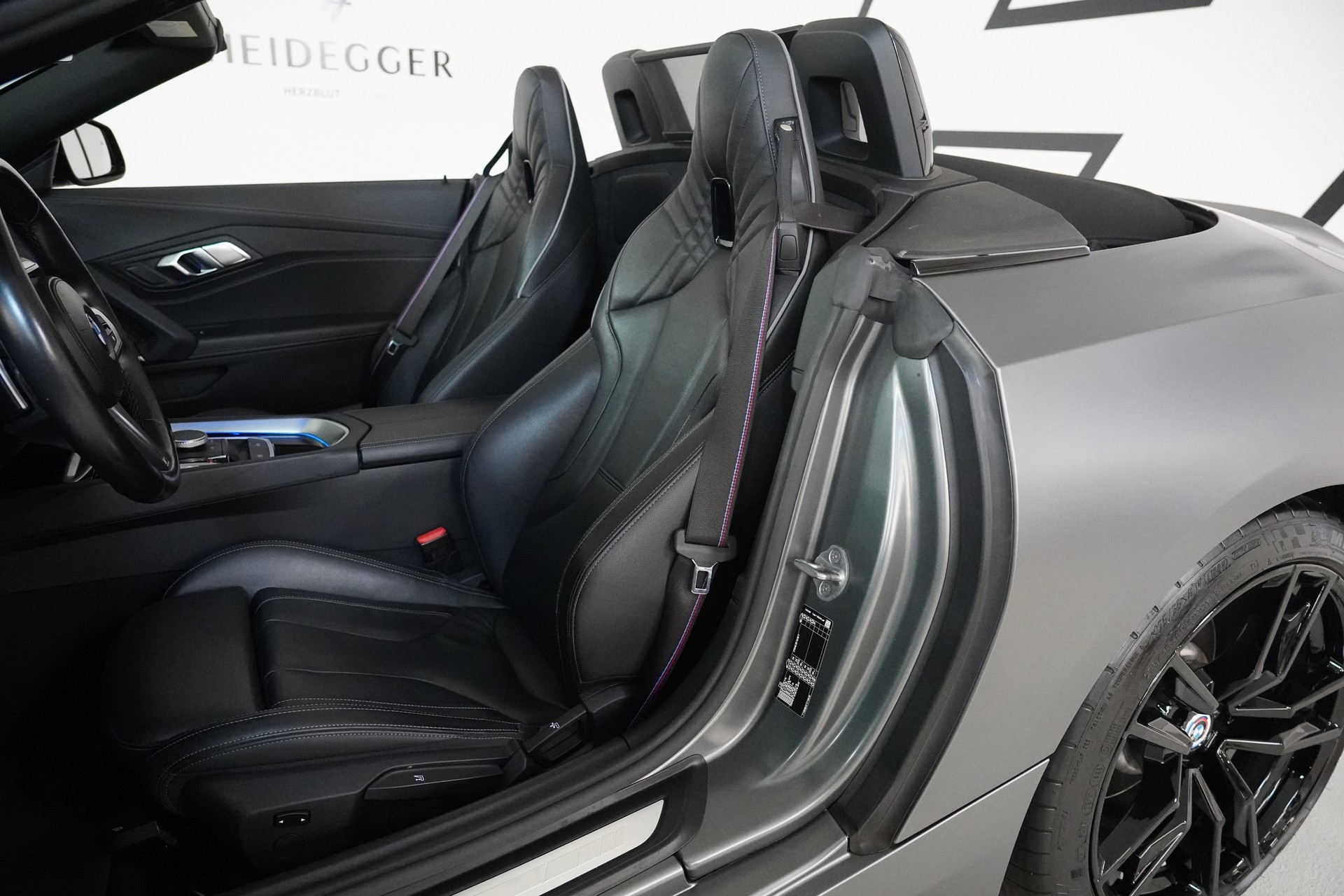 BMW Z4 sDrive 20i M Sport Steptronic-image-19