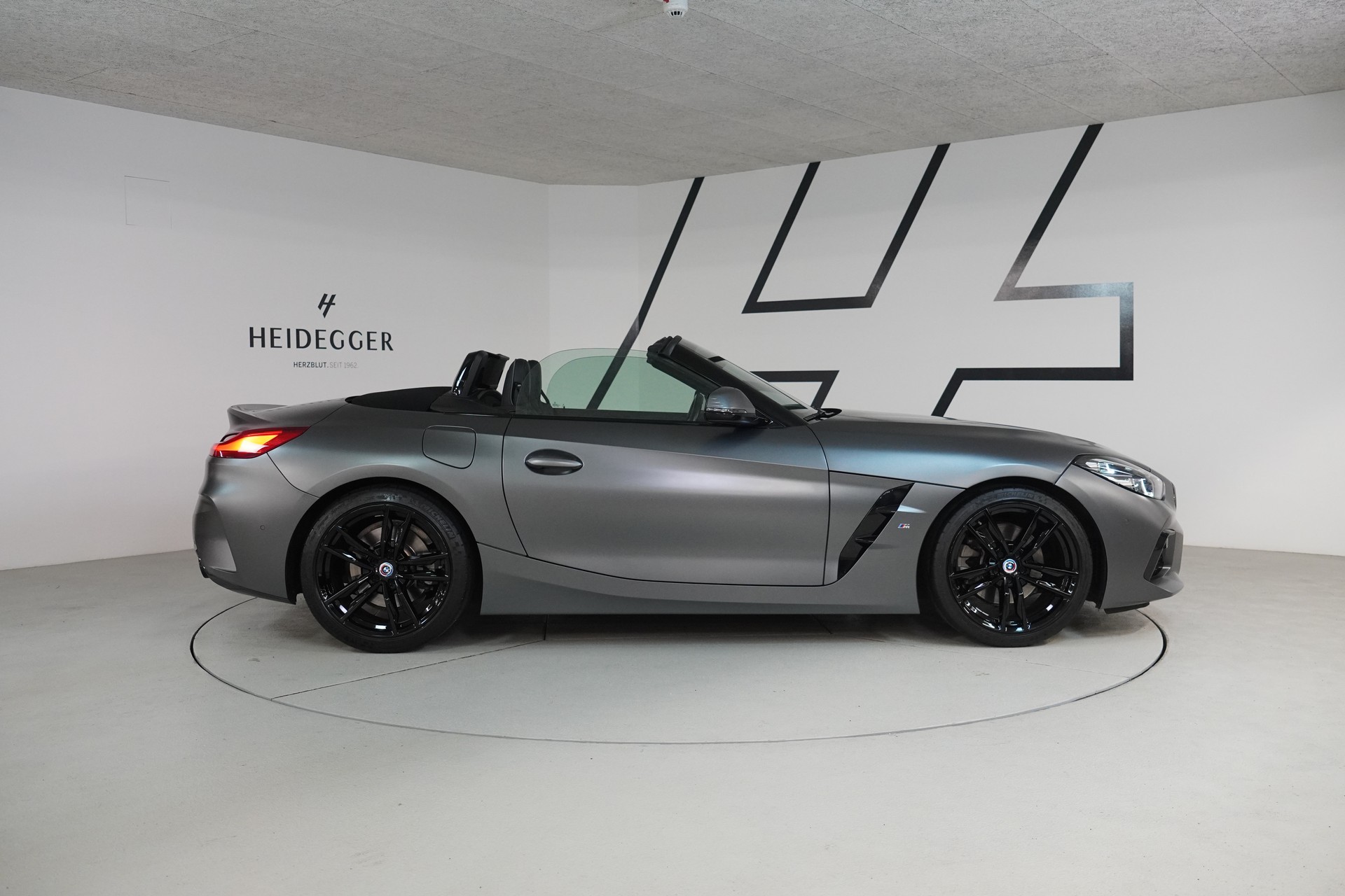 BMW Z4 sDrive 20i M Sport Steptronic-image-15