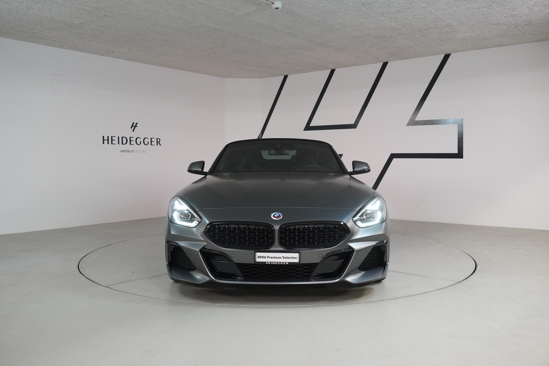 BMW Z4 sDrive 20i M Sport Steptronic-image-1