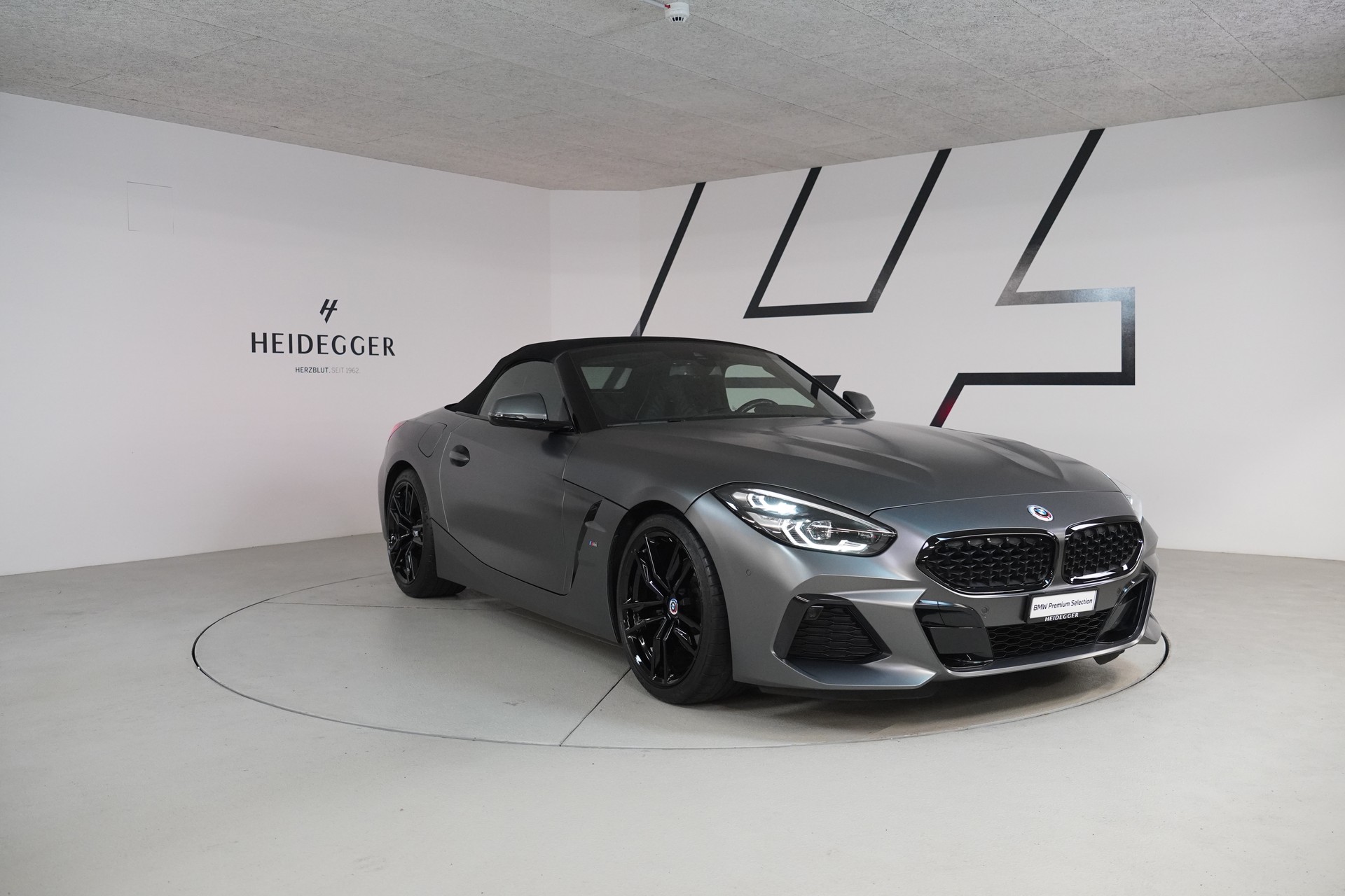BMW Z4 sDrive 20i M Sport Steptronic-image-2