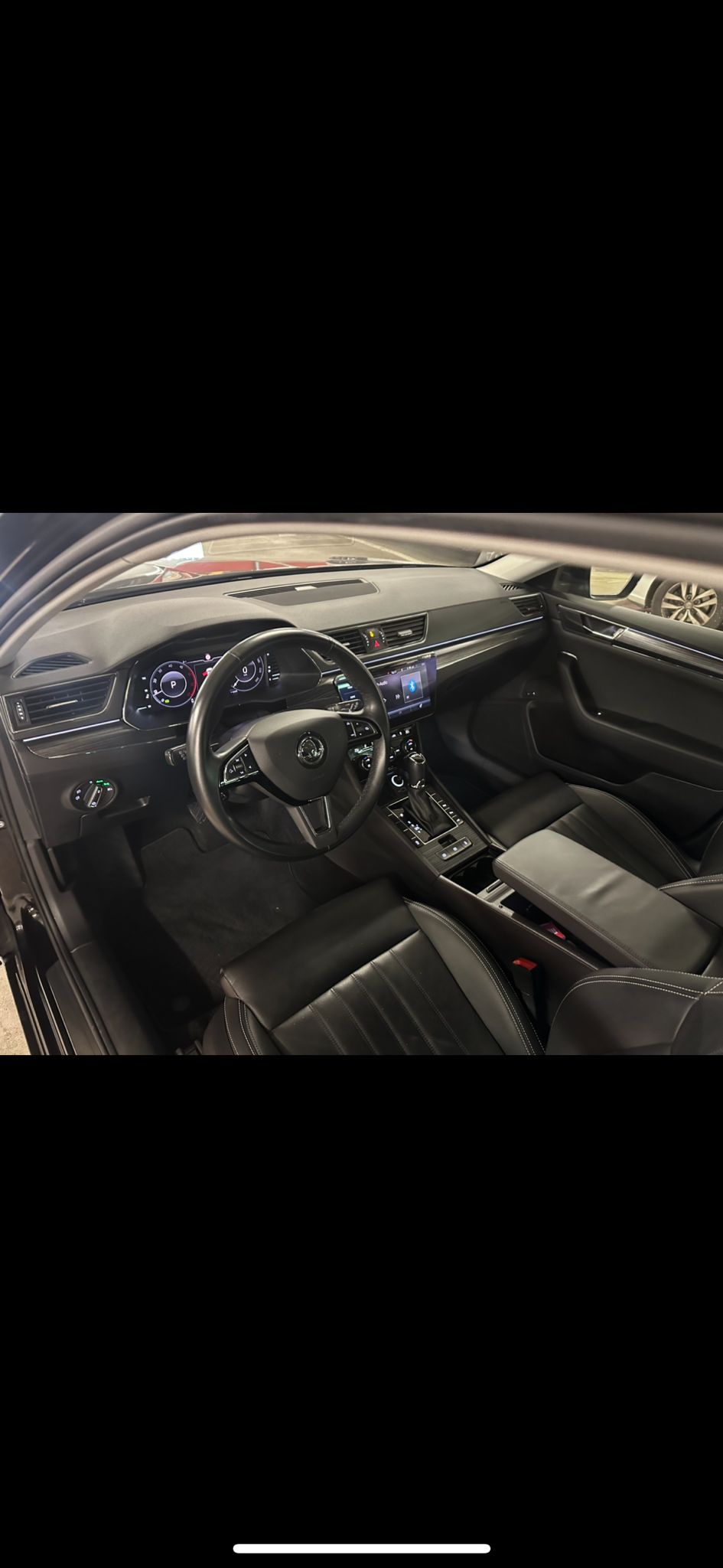 SKODA 2.0 TDI Ambition DSG-image-2