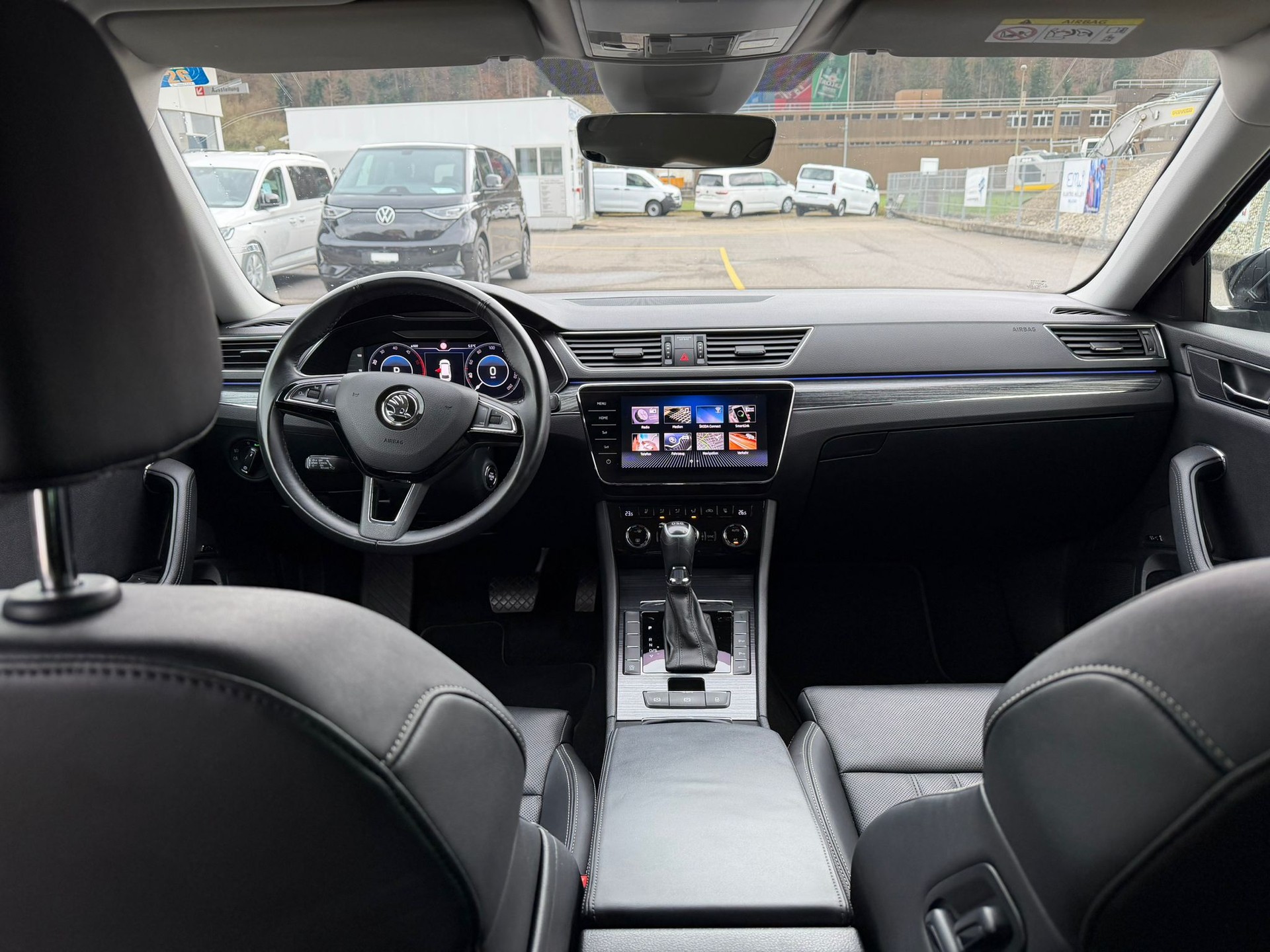 SKODA 2.0 TDI Ambition DSG-image-4