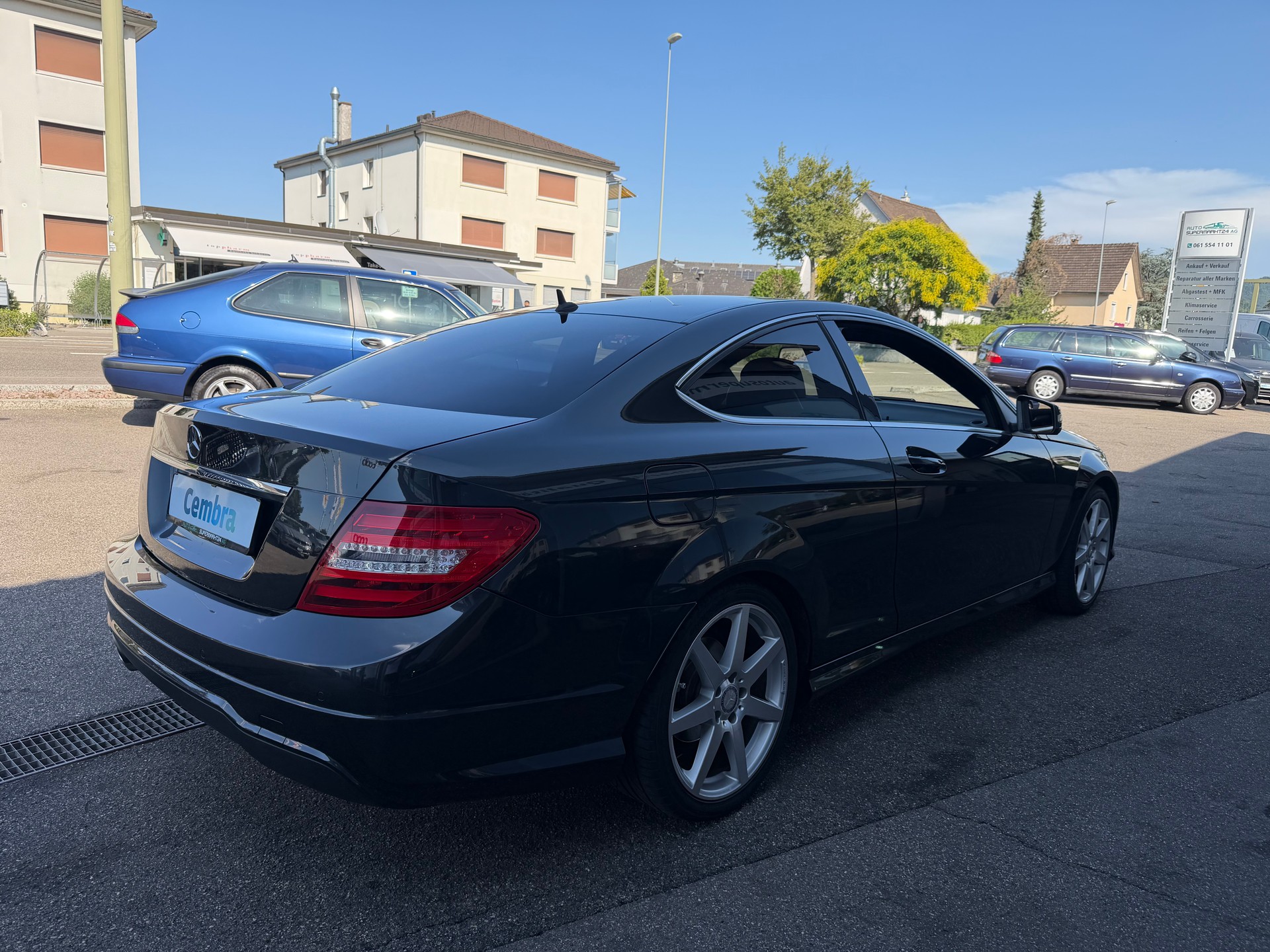 MERCEDES-BENZ C 180 Coupé-image-5