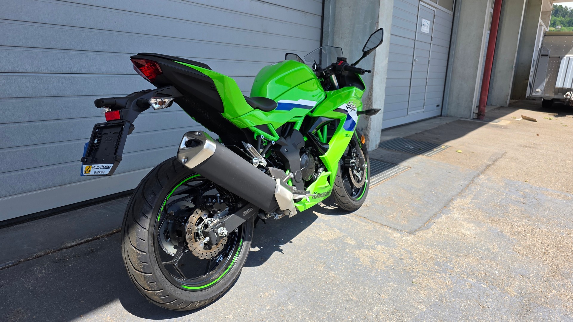 KAWASAKI NINJA 125-image-2