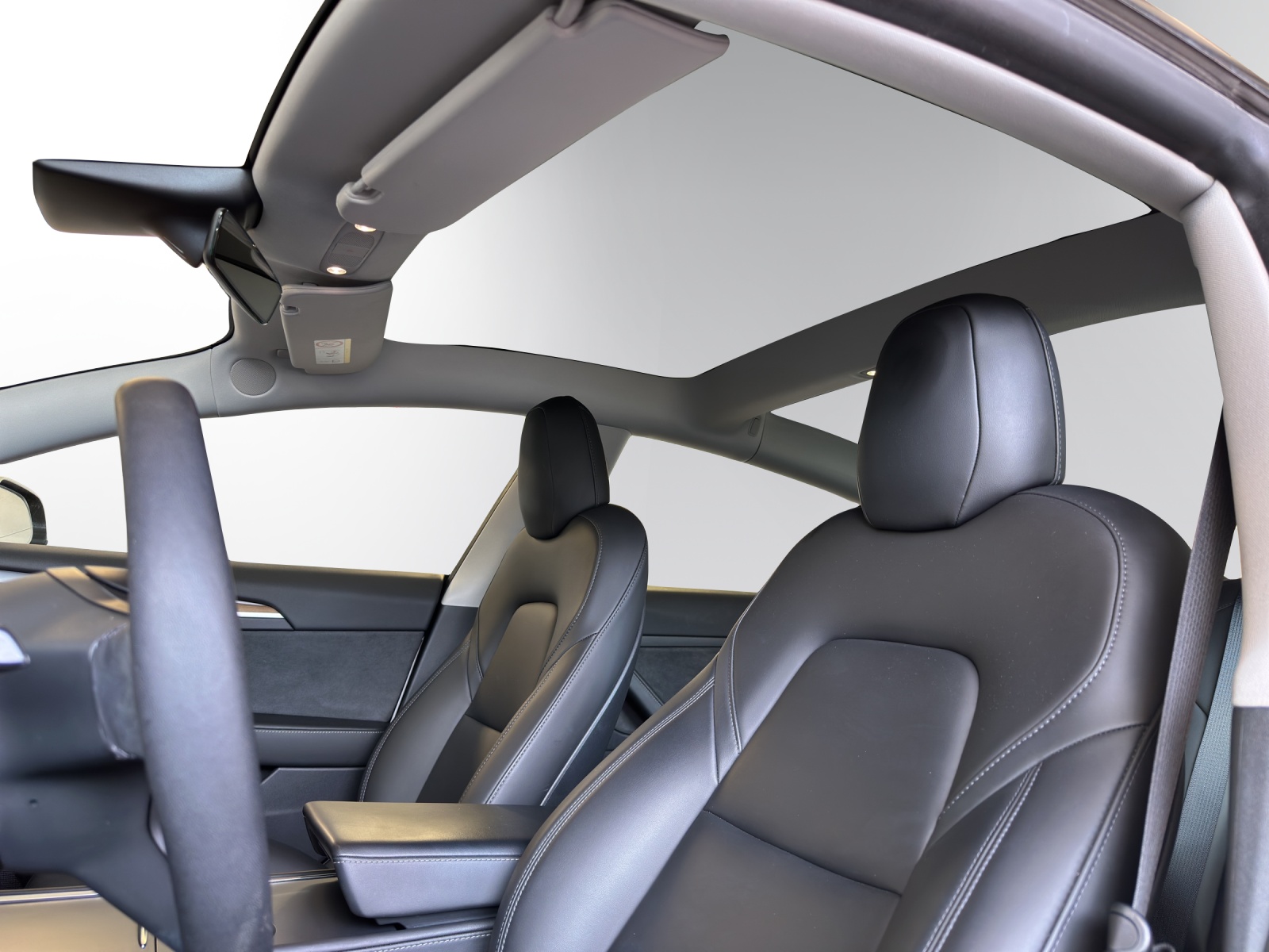 TESLA Model 3-image-9