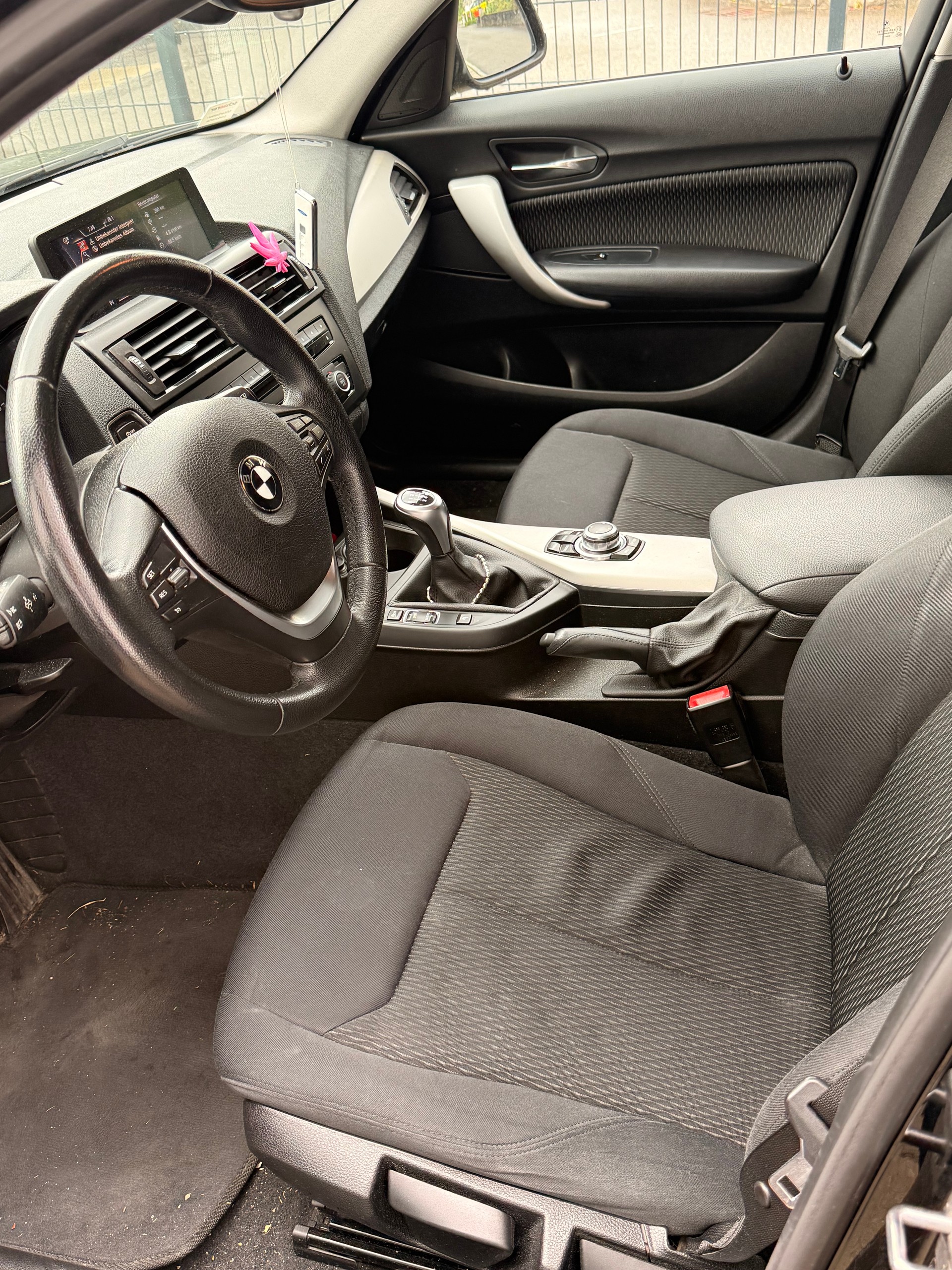BMW 116d EfficD Edition-image-4