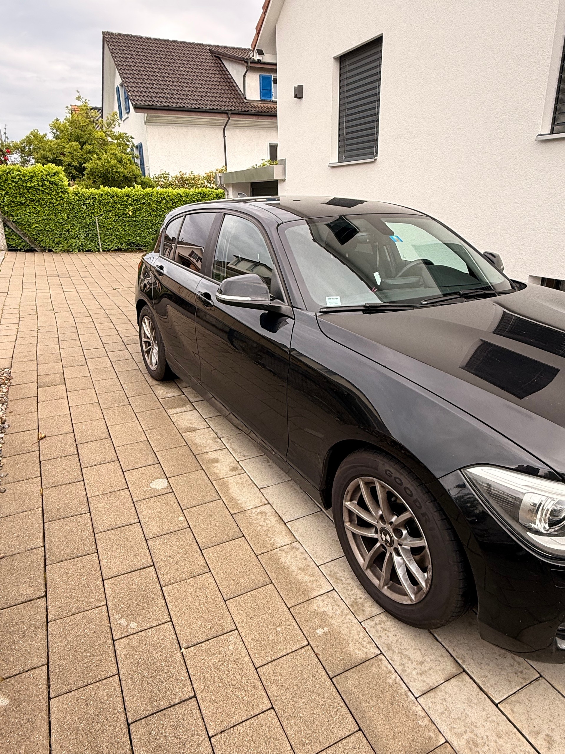 BMW 116d EfficD Edition-image-2