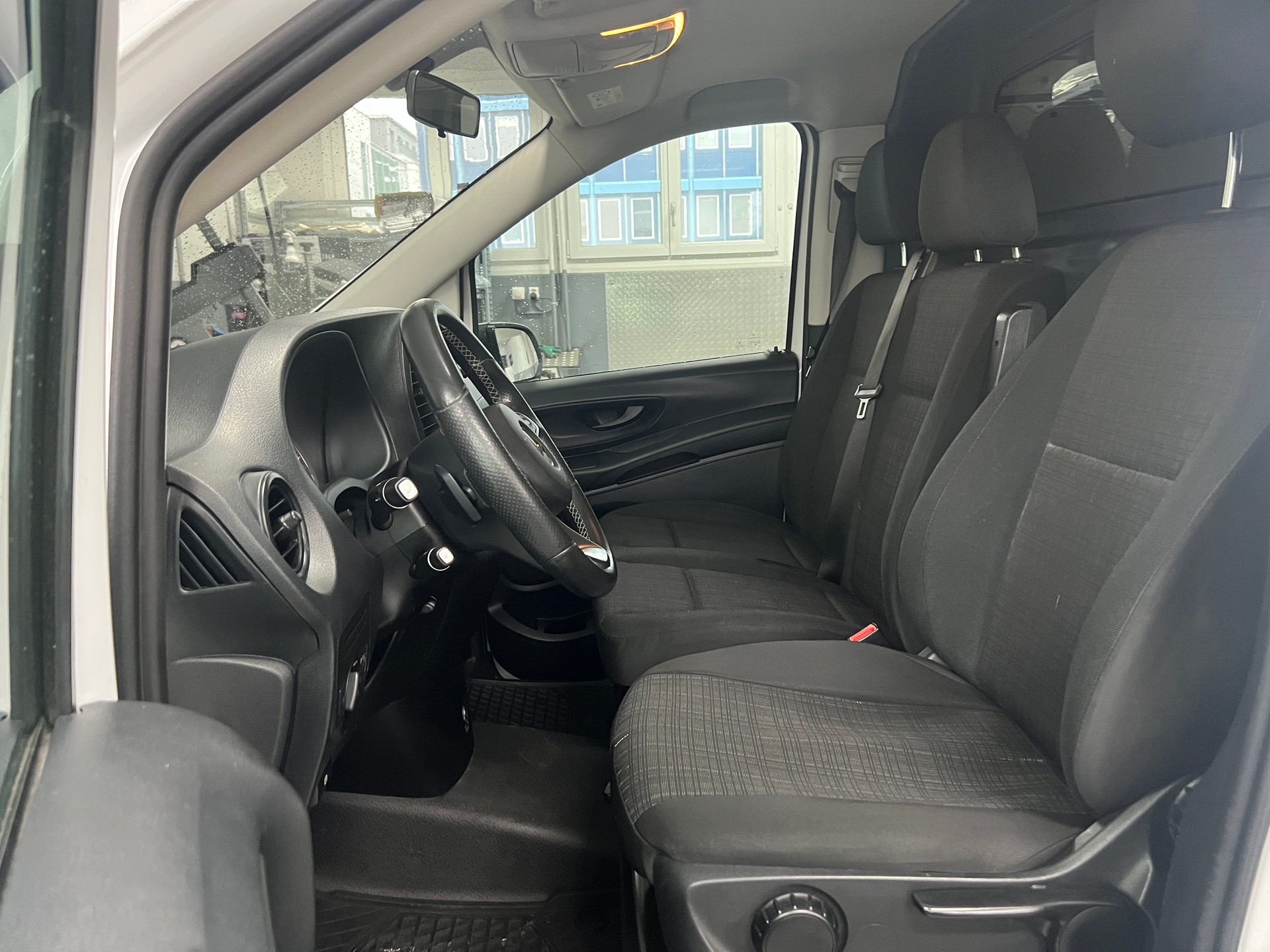 MERCEDES-BENZ Vito 114 CDI Lang 7G-Tronic-image-5