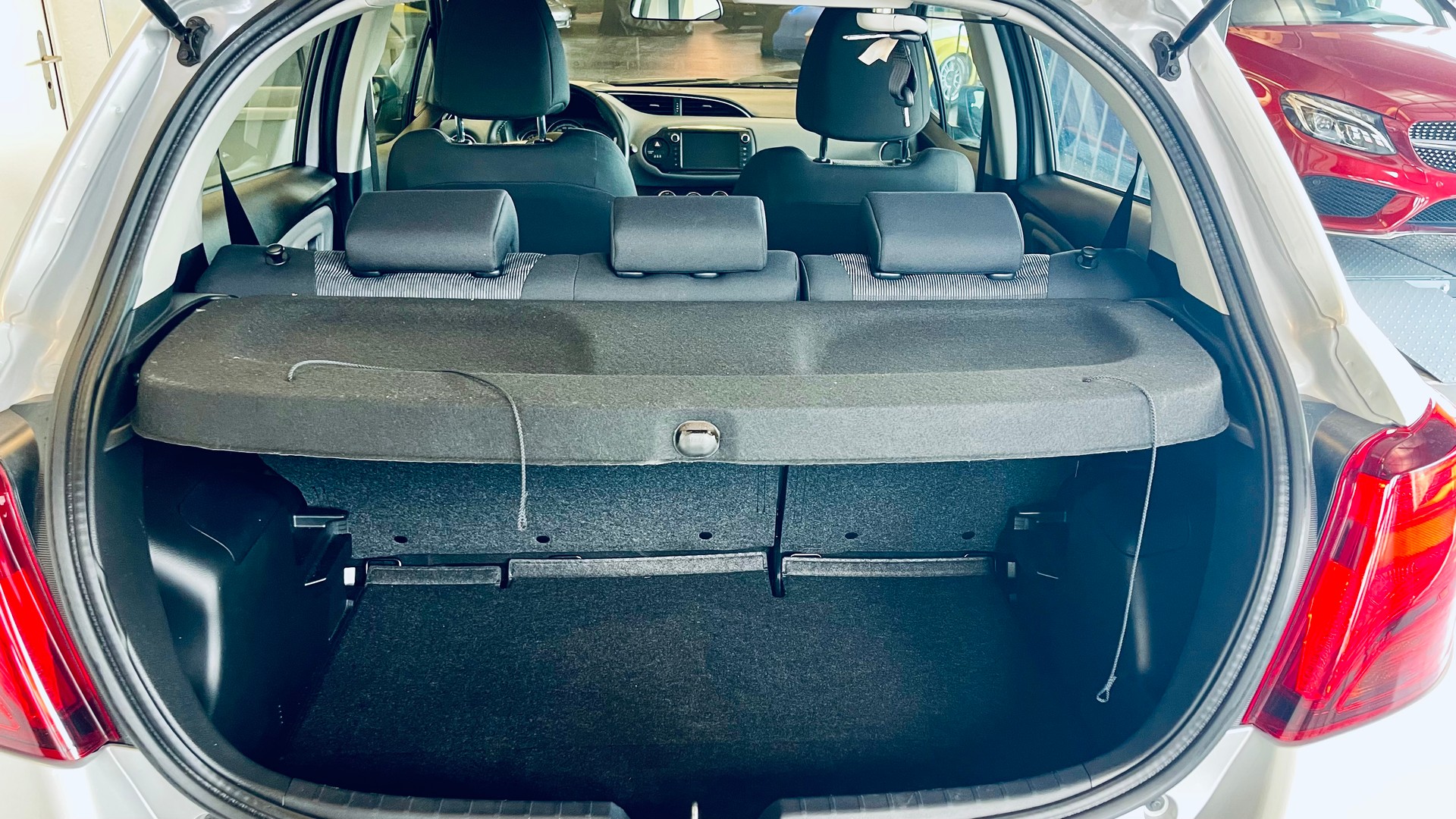 TOYOTA Yaris 1.33 Sol Premium "EDITION S"-image-14