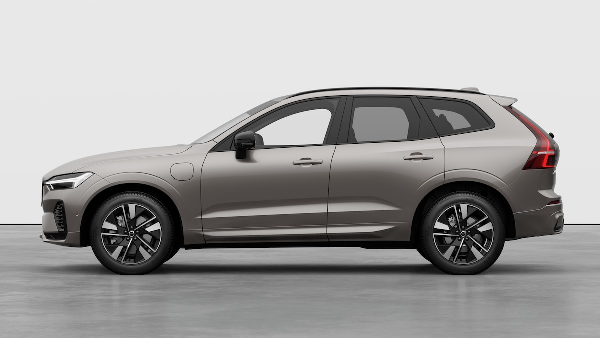 VOLVO XC60 2.0 T6 TE Plus Dark eAWD-image-2