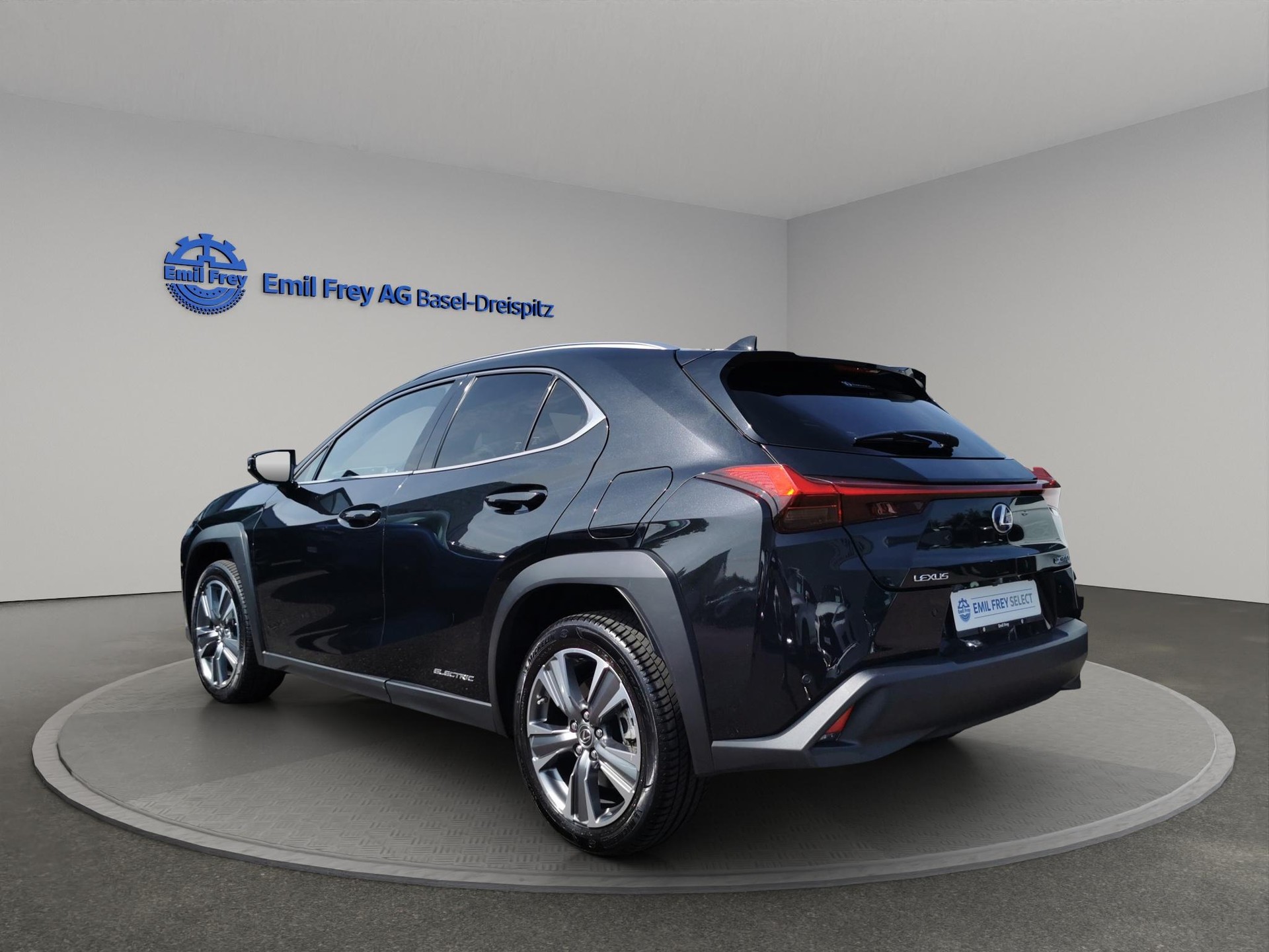 LEXUS UX 300e Excellence-image-6