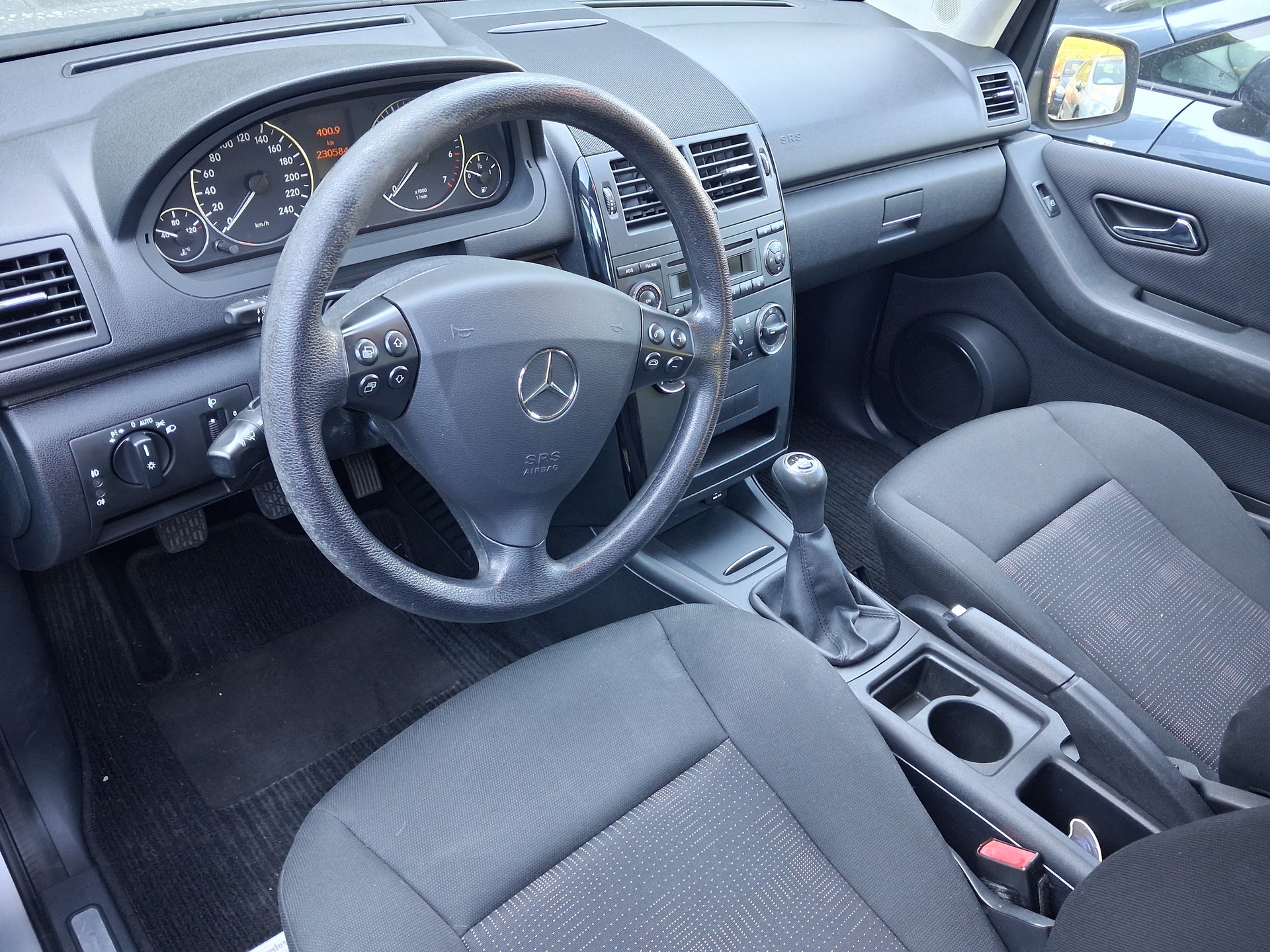 MERCEDES-BENZ A 160 (150) BlueEfficiency Classic-image-5