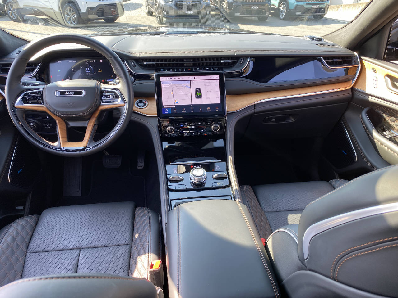 JEEP Grand Cherokee 2.0 Turbo Summit Reserve 4xe-image-5