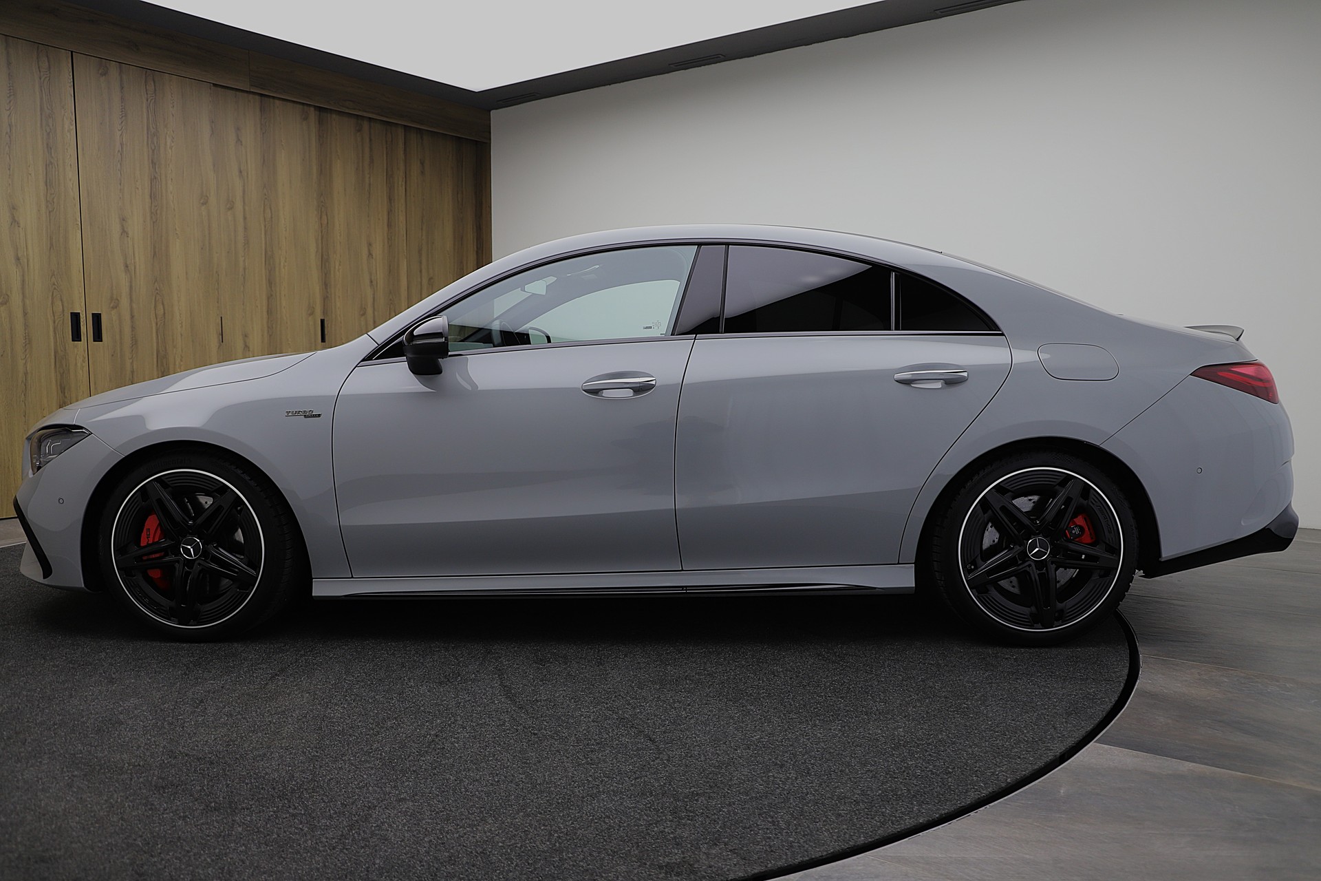 MERCEDES-BENZ CLA 35 AMG 4Matic 8G-DCT Premium Paket und Night Paket I+II-image-2