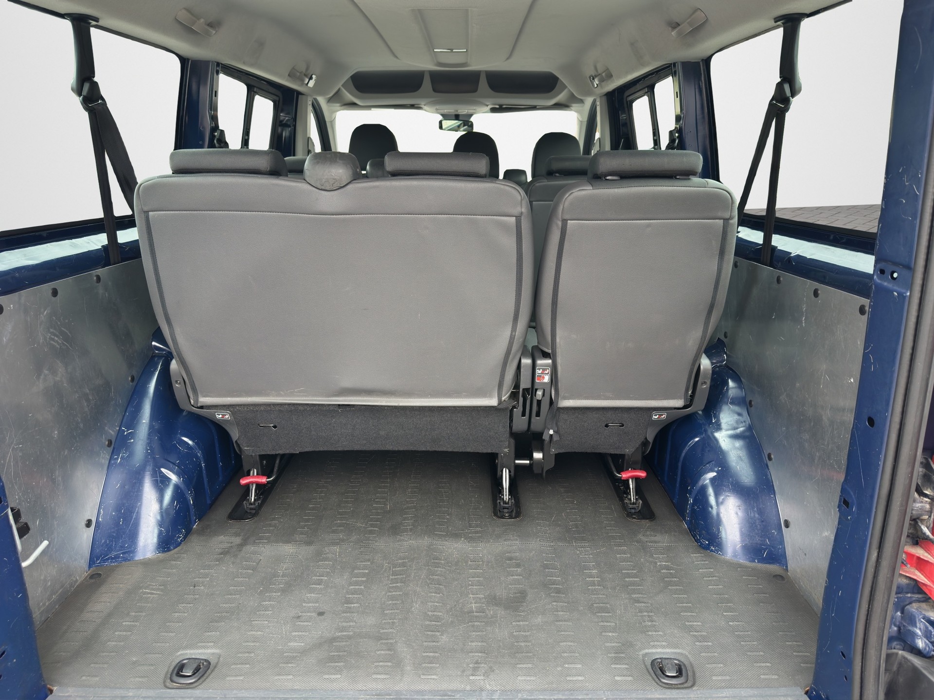 CITROEN Jumpy 2.0 HDi L2H1 Attraction-image-16