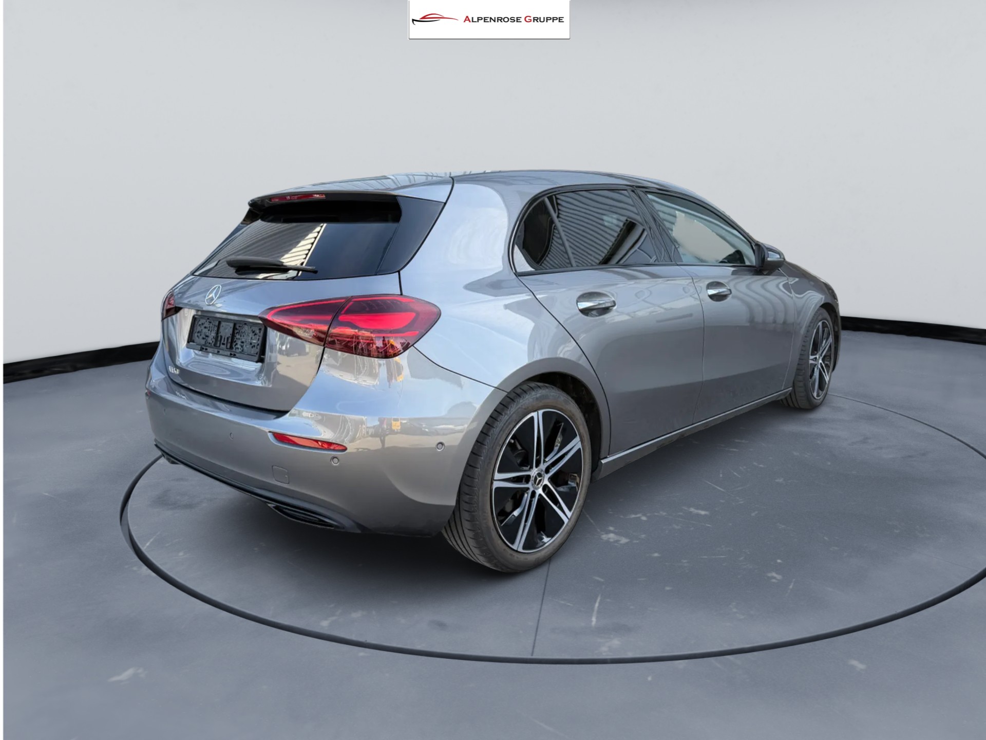 MERCEDES-BENZ A 180 7G-DCT-image-5