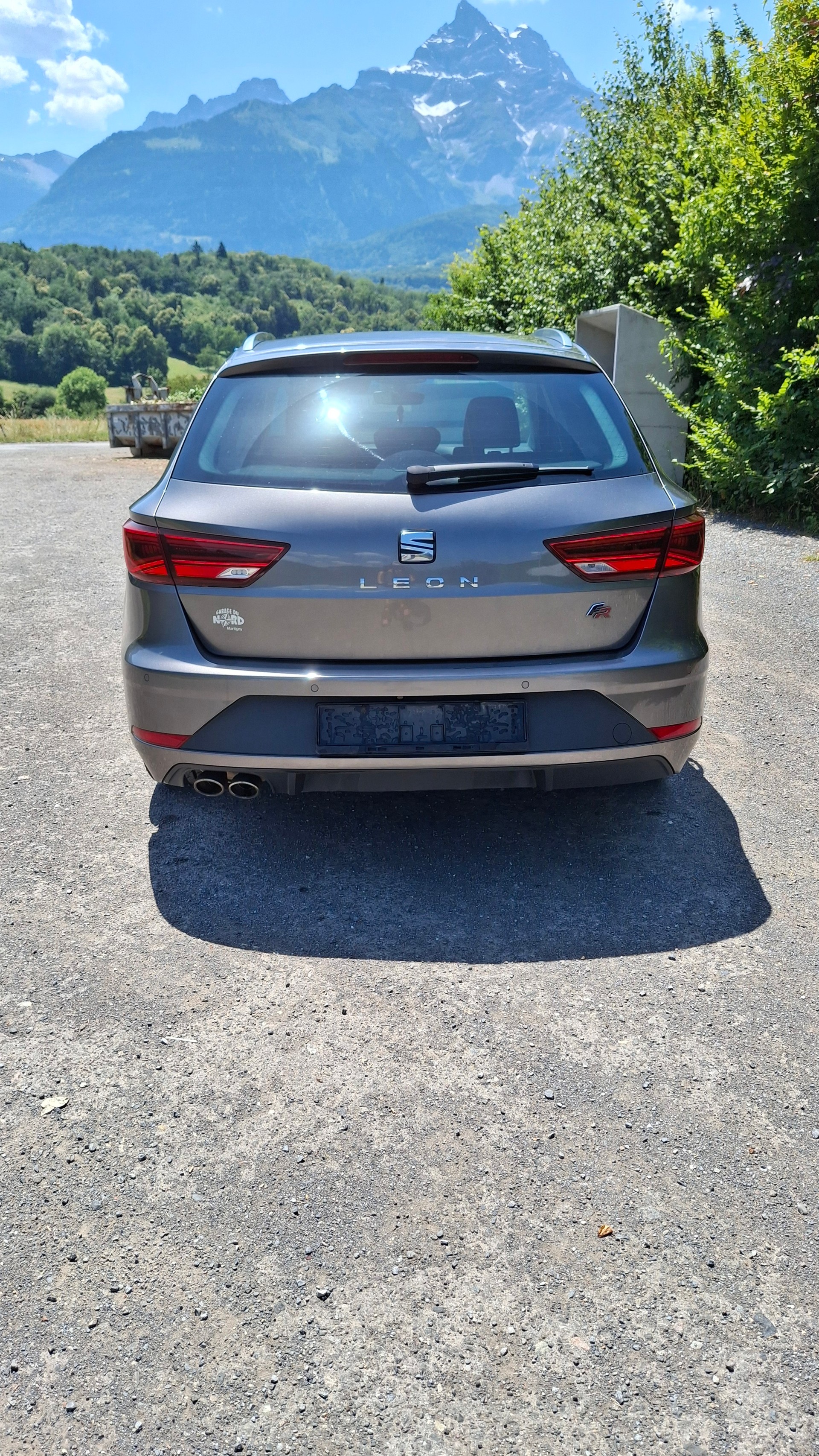 SEAT 2.0 TDI FR-image-1