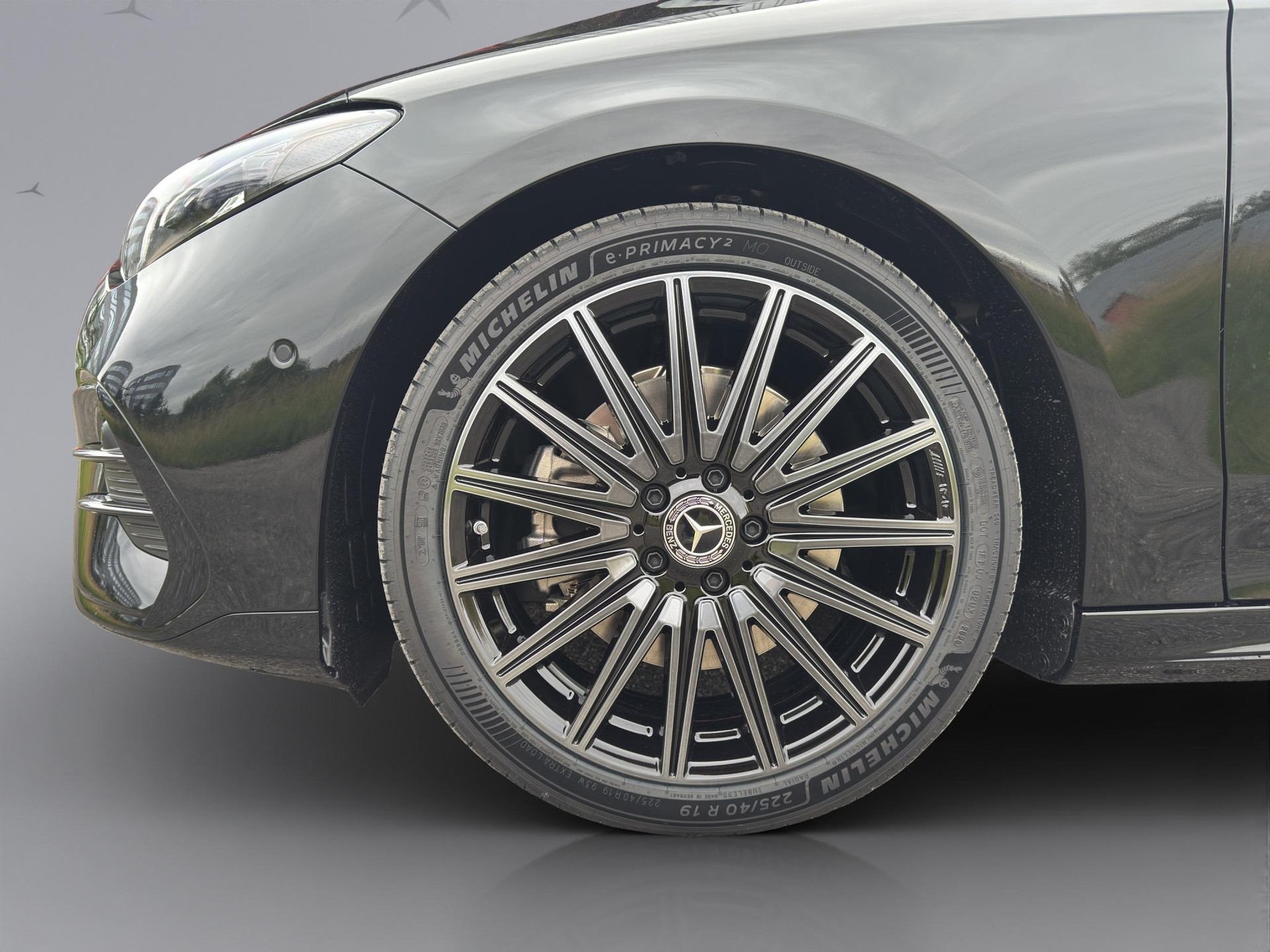 MERCEDES-BENZ CLA 220 4-Matic Shooting Brake-showroom-element-2