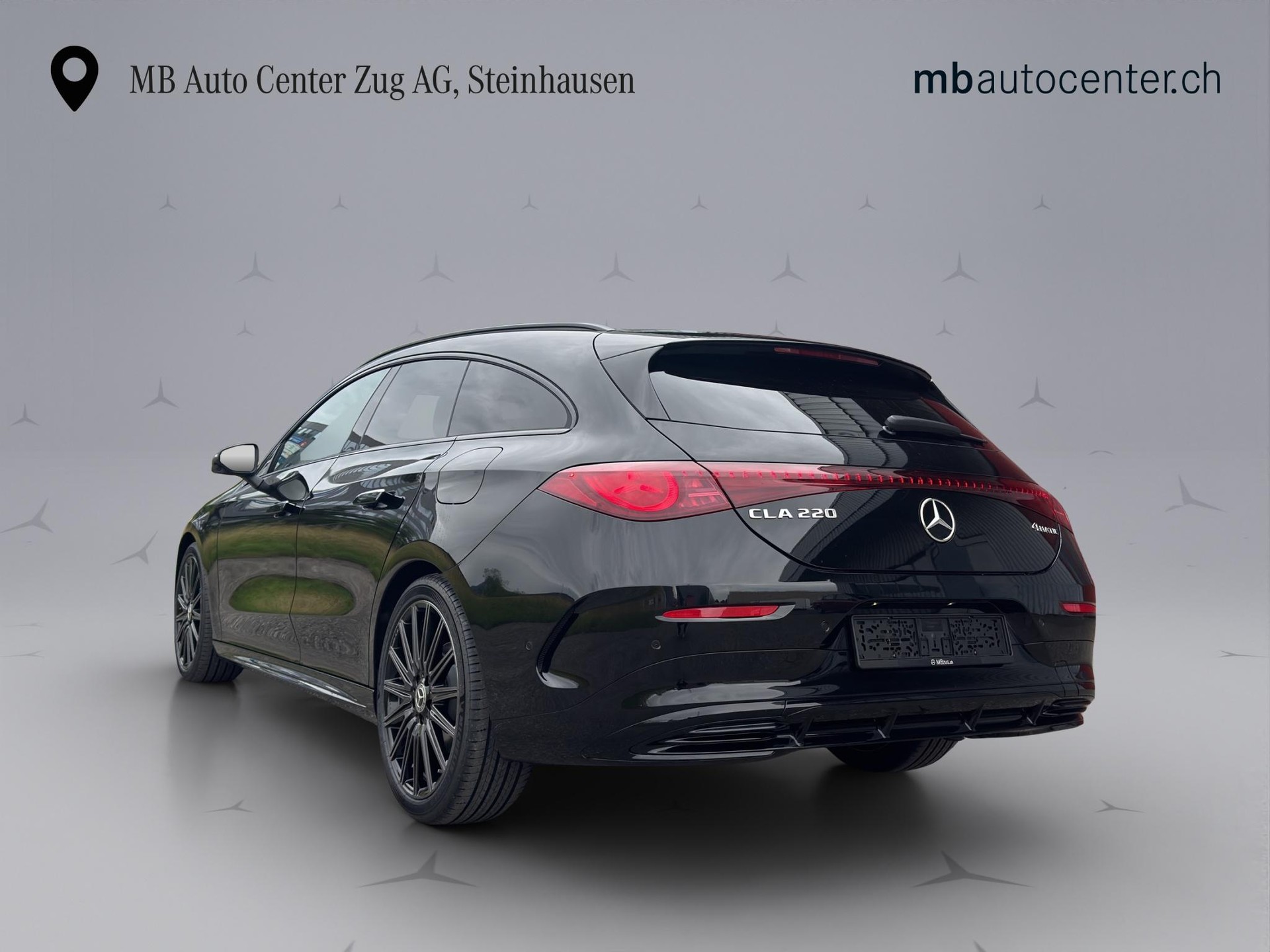 MERCEDES-BENZ CLA 220 4-Matic Shooting Brake-showroom-element-3
