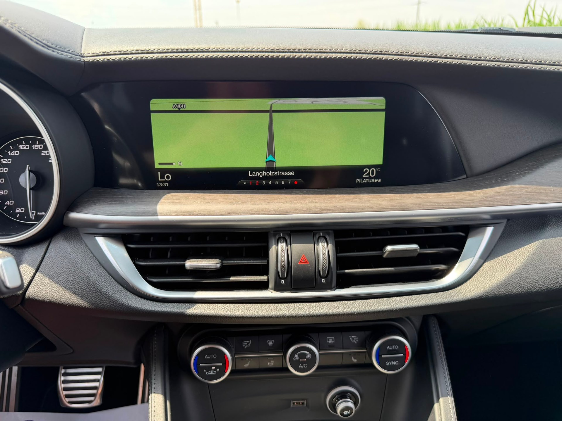 ALFA ROMEO Stelvio 2.2 JTDM Executive Q4 Automatic-image-16