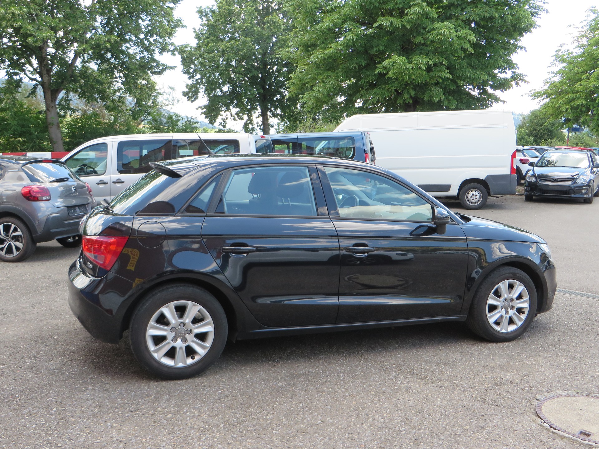 AUDI A1 Sportback 1.4 TFSI Attraction-image-1