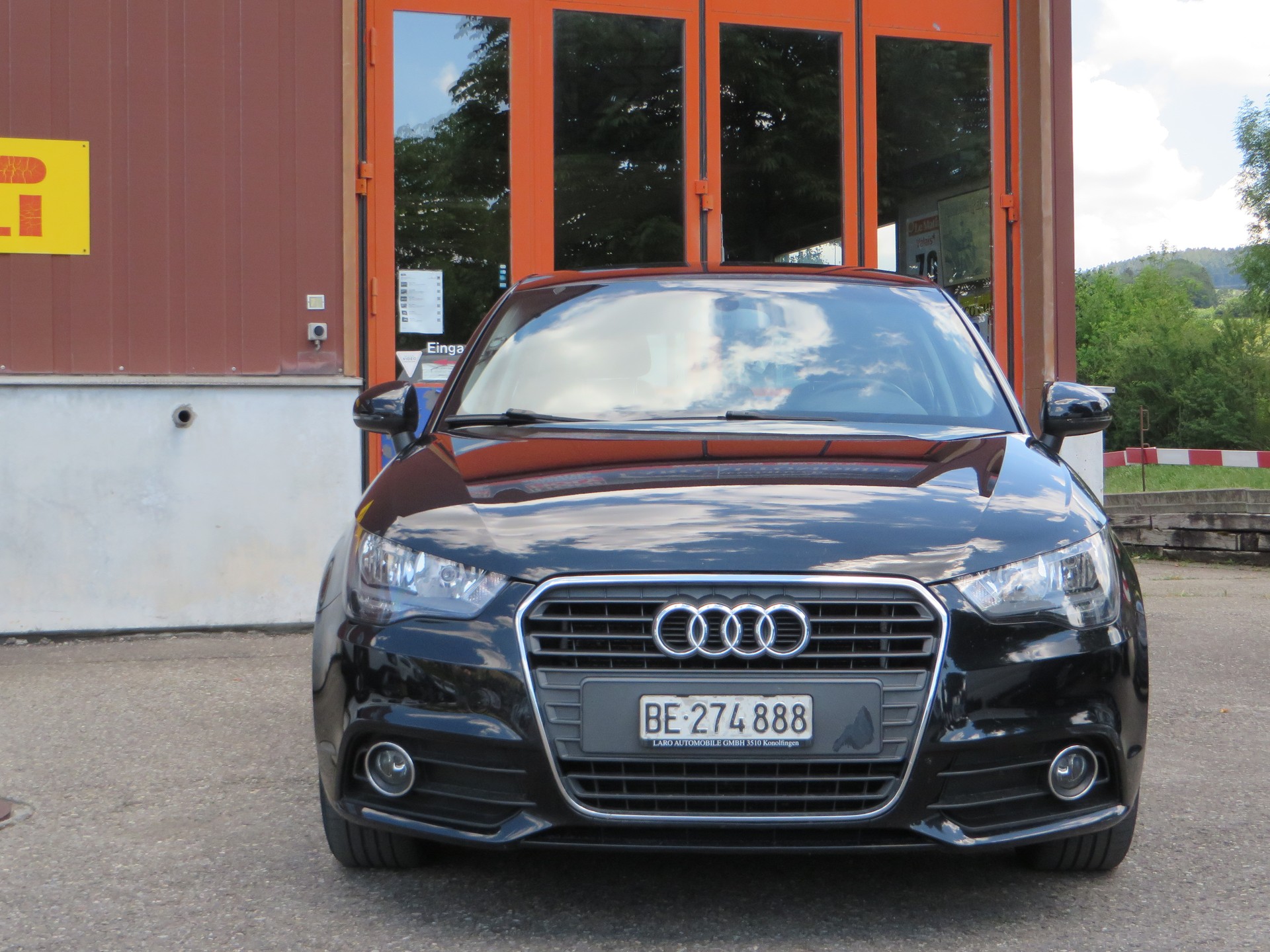 AUDI A1 Sportback 1.4 TFSI Attraction-image-3