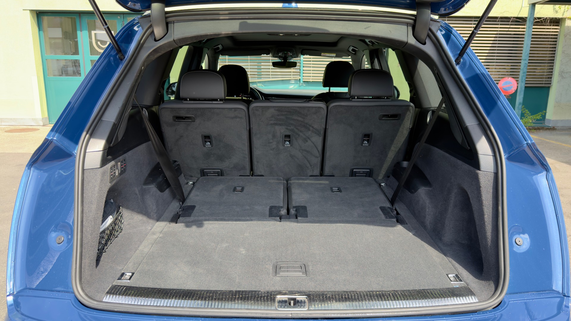 AUDI Q7 50 TDI quattro S Line tiptronic-image-14