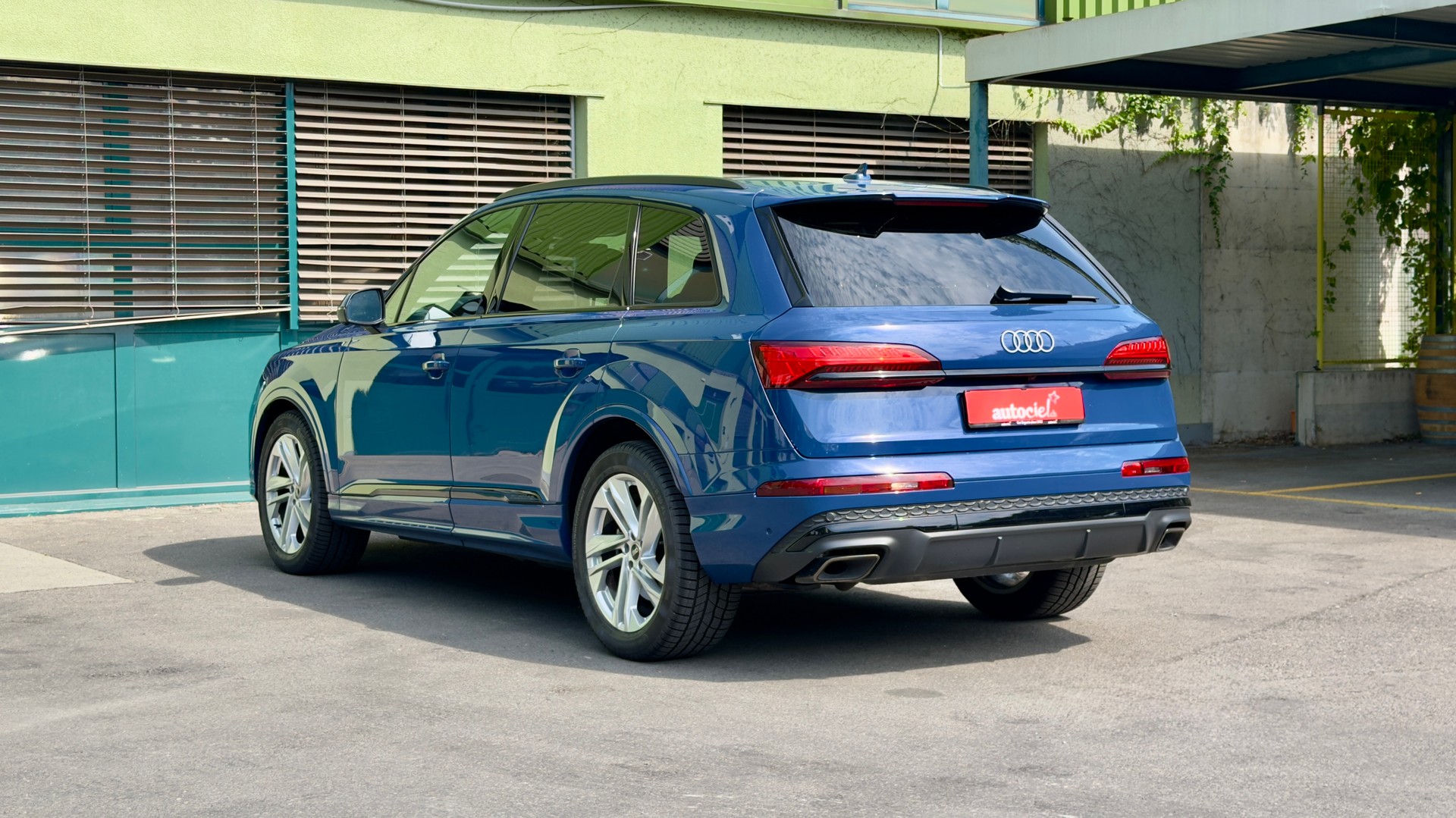 AUDI Q7 50 TDI quattro S Line tiptronic-image-2