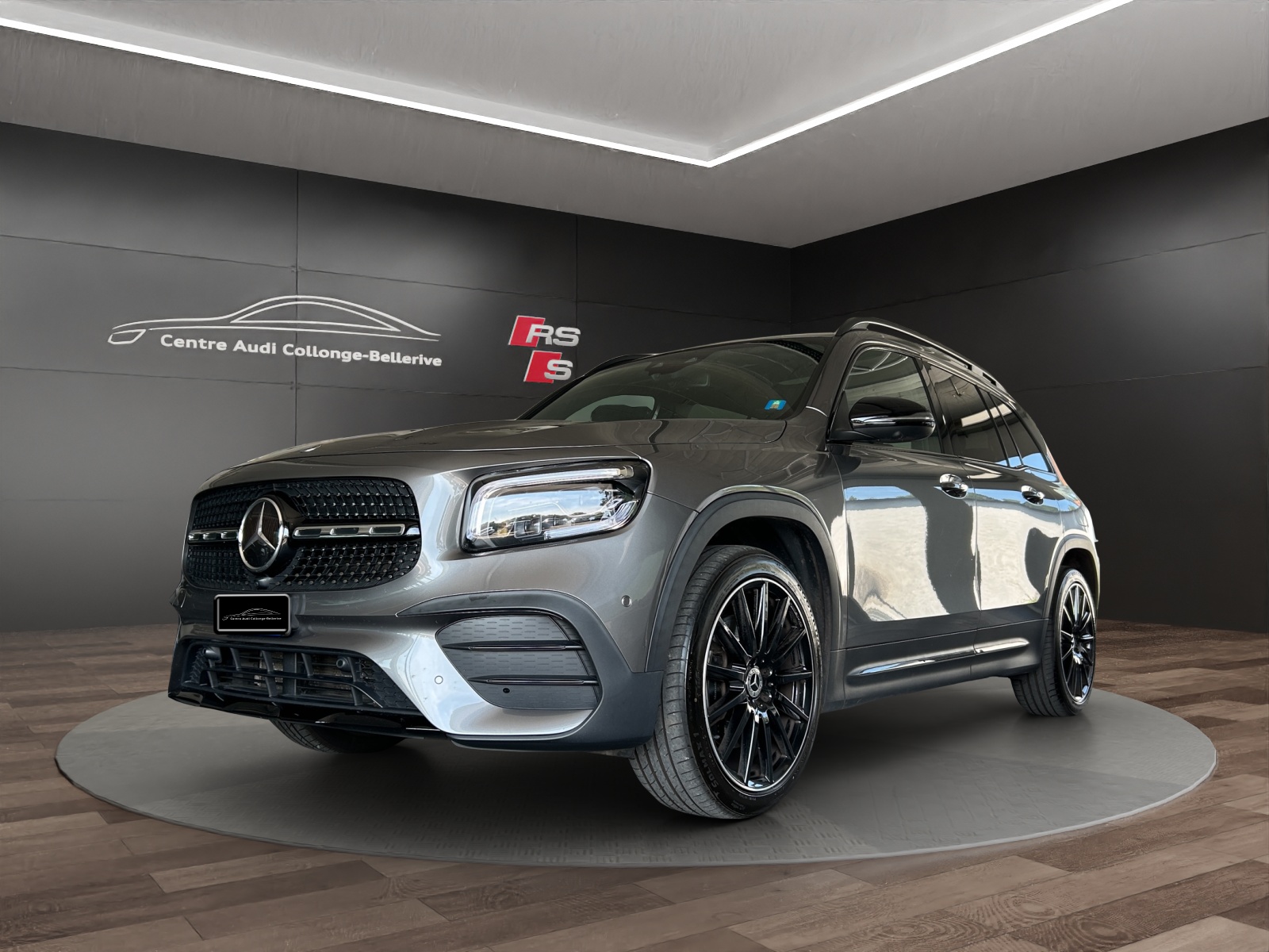 MERCEDES-BENZ GLB 250 4Matic AMG Line 8G-Tronic-image-0