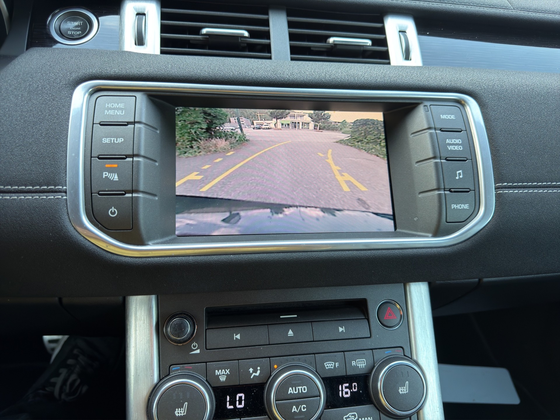 LAND ROVER Evoque 2.2 Diesel-image-13