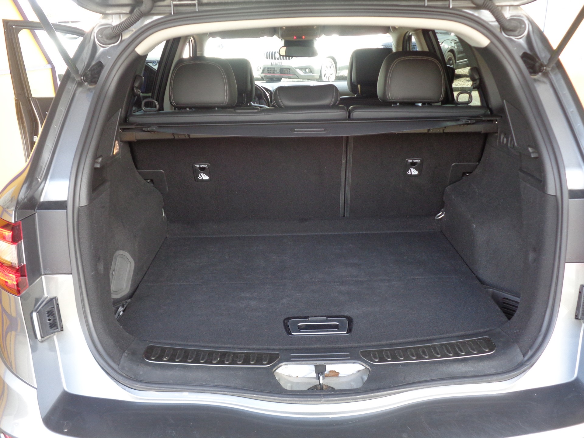 RENAULT Koleos 2.0 dCi Intens 4x4 Xtronic CVT-image-6