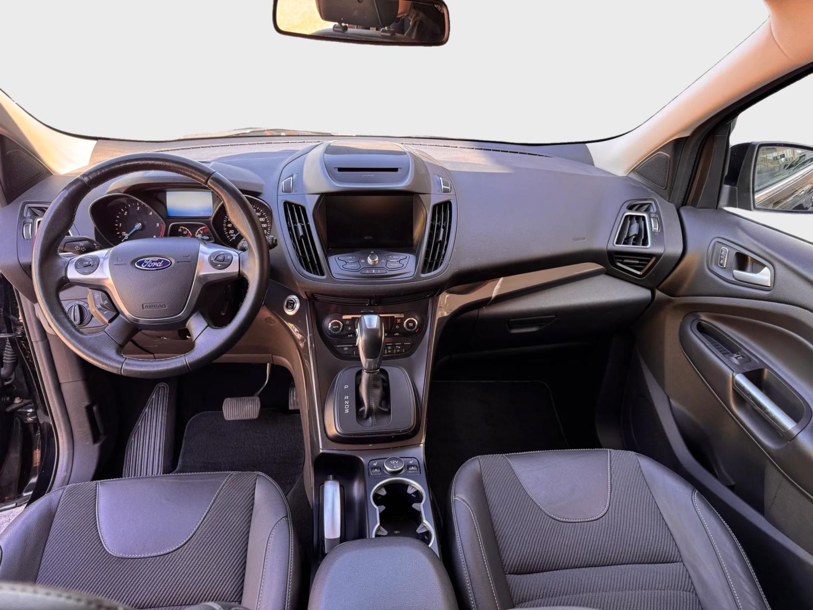 FORD Kuga 2.0 TDCi Titanium S 4WD PowerShift-image-8
