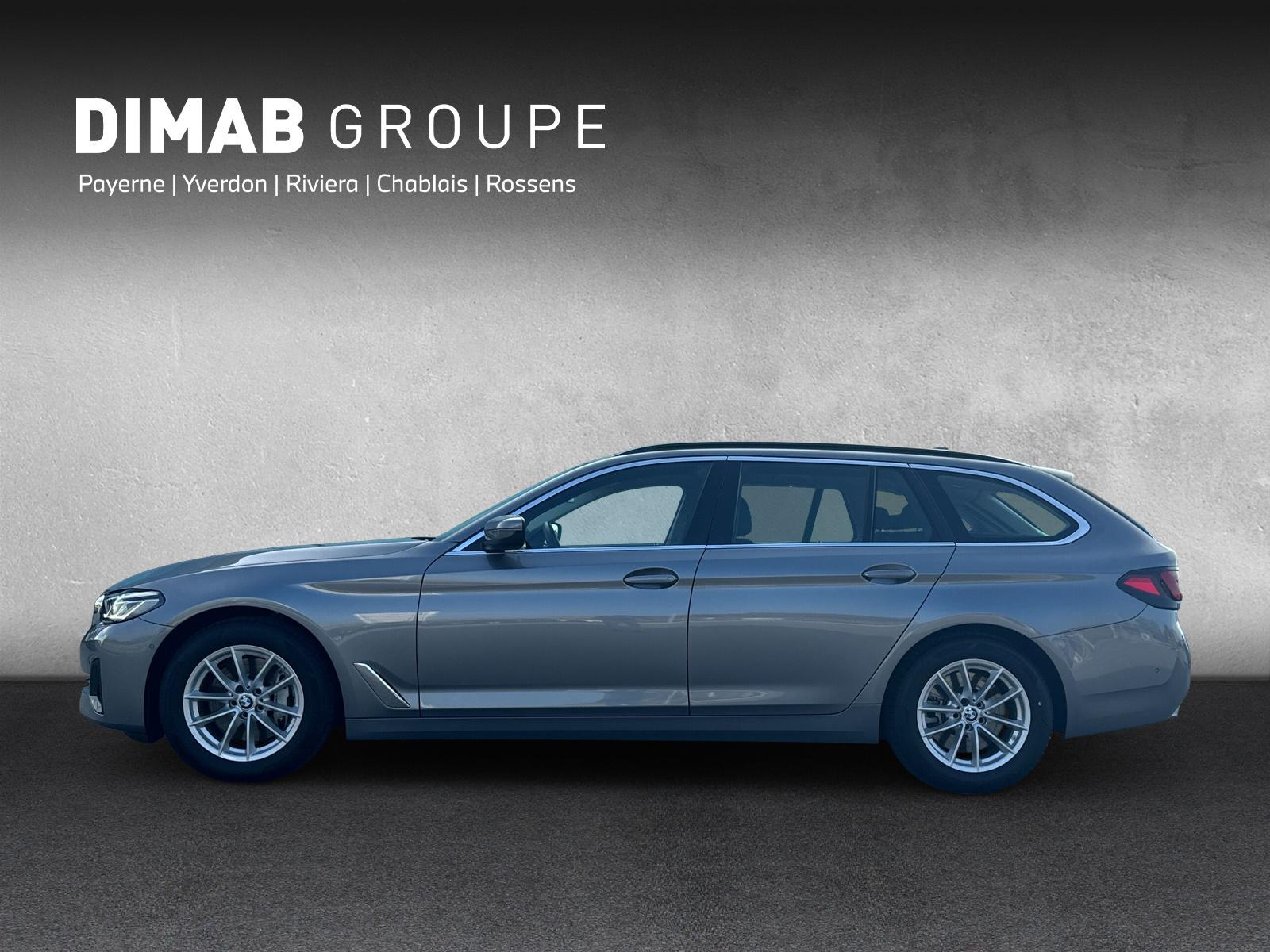 BMW 530d xDrive 48V Touring 📍-showroom-element-1