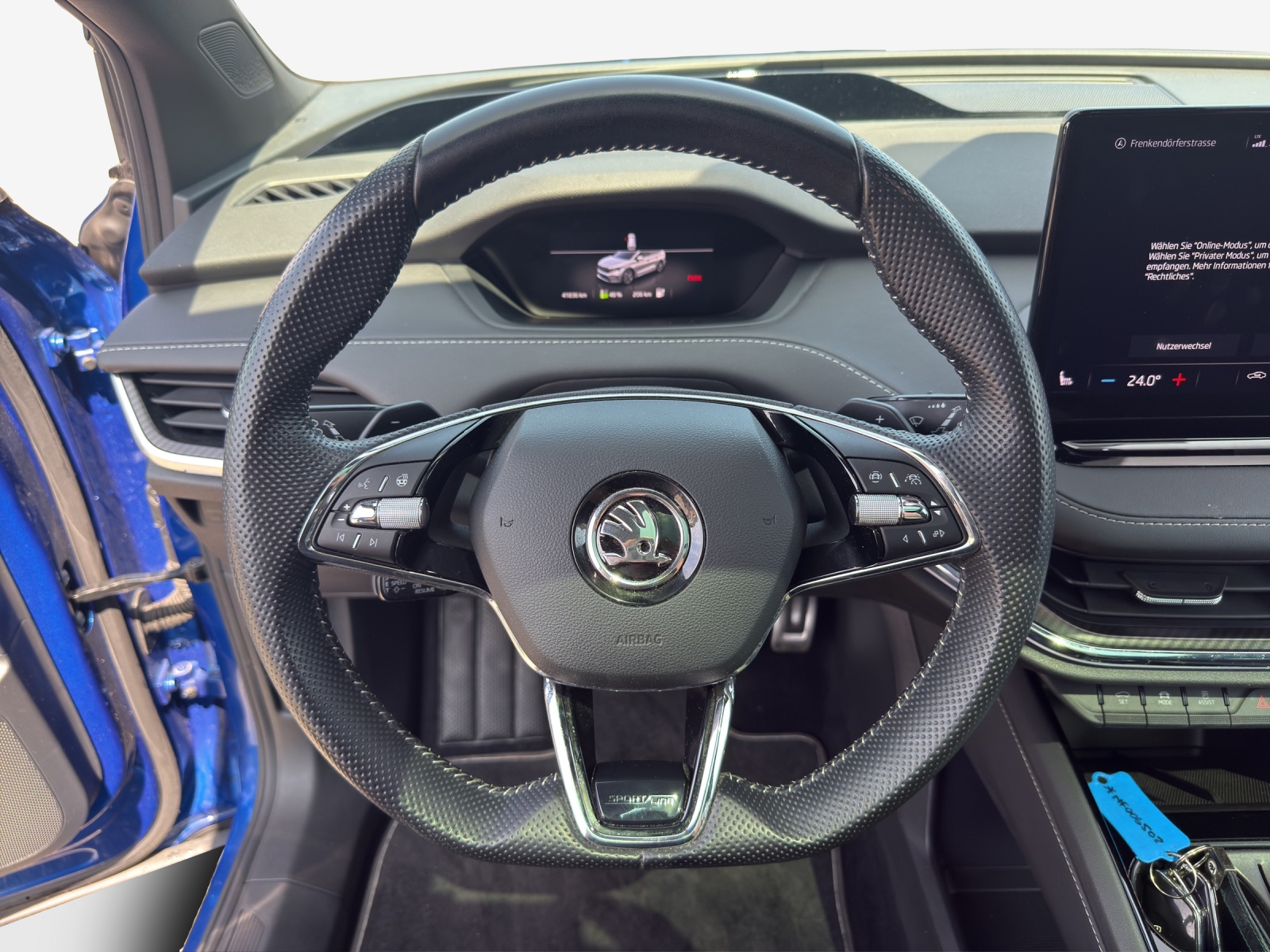 SKODA Enyaq iV 80x SportLine-image-9