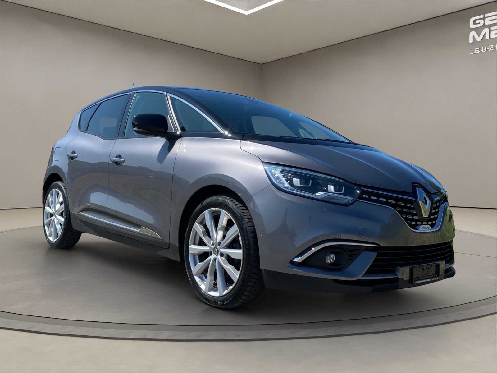 RENAULT Scénic 1.6 dCi Initiale Paris EDC-image-6