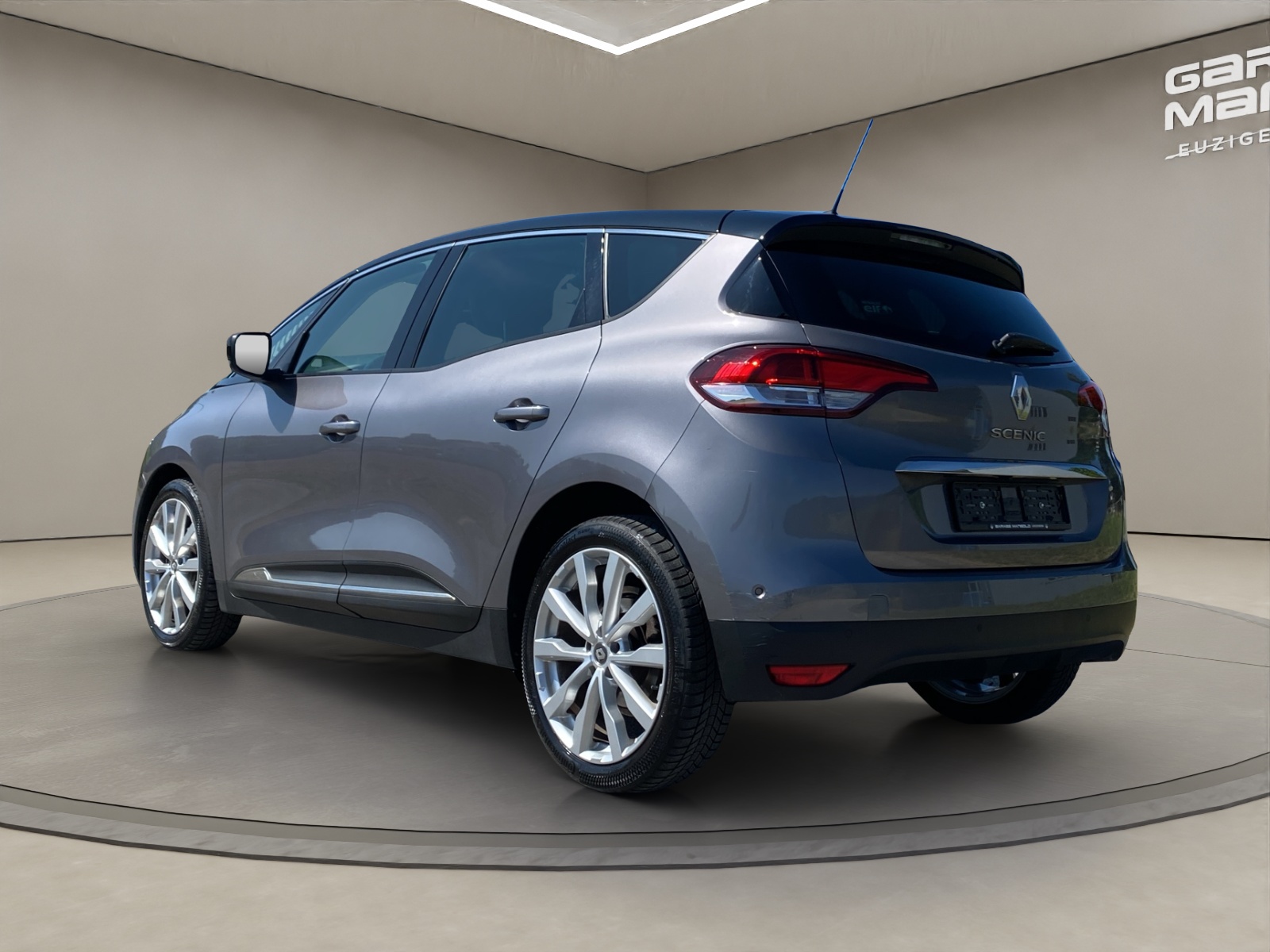 RENAULT Scénic 1.6 dCi Initiale Paris EDC-image-2